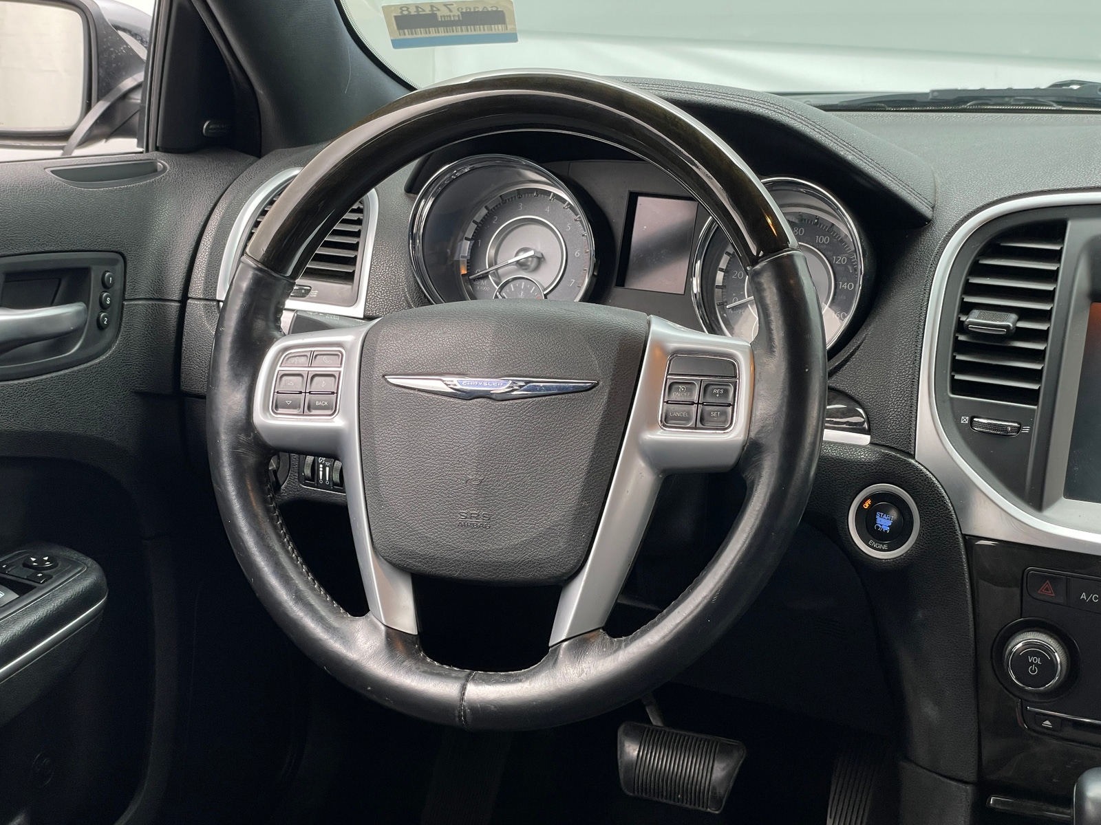 Thumbnail: 2014 Chrysler 300 - 4