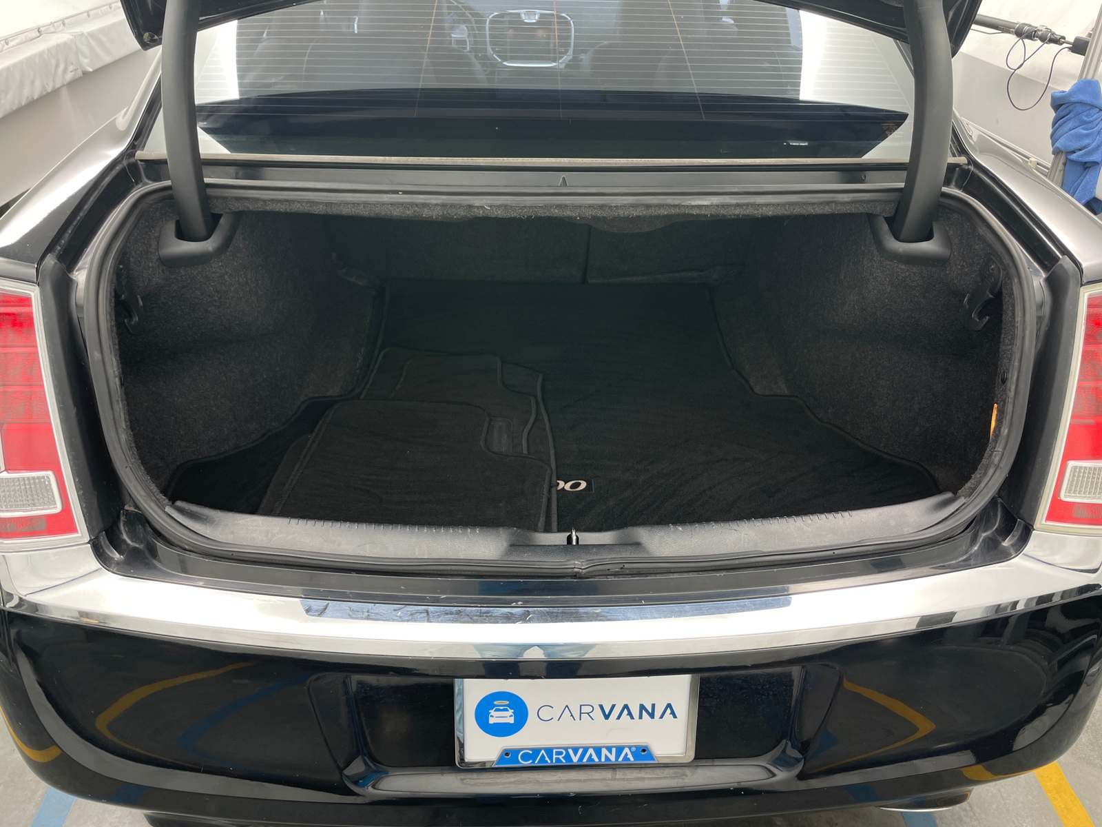 Thumbnail: 2014 Chrysler 300 - 6