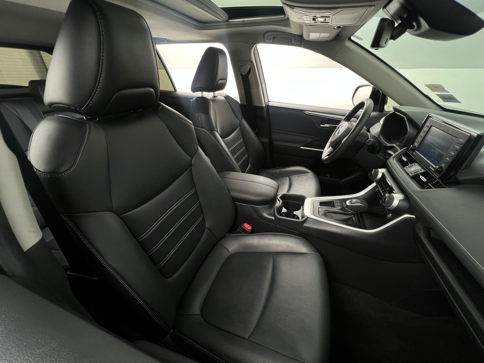 Thumbnail: 2020 Toyota RAV4 - 2