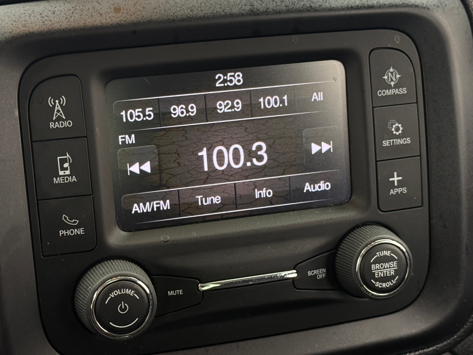 Thumbnail: 2018 Jeep Renegade - 4