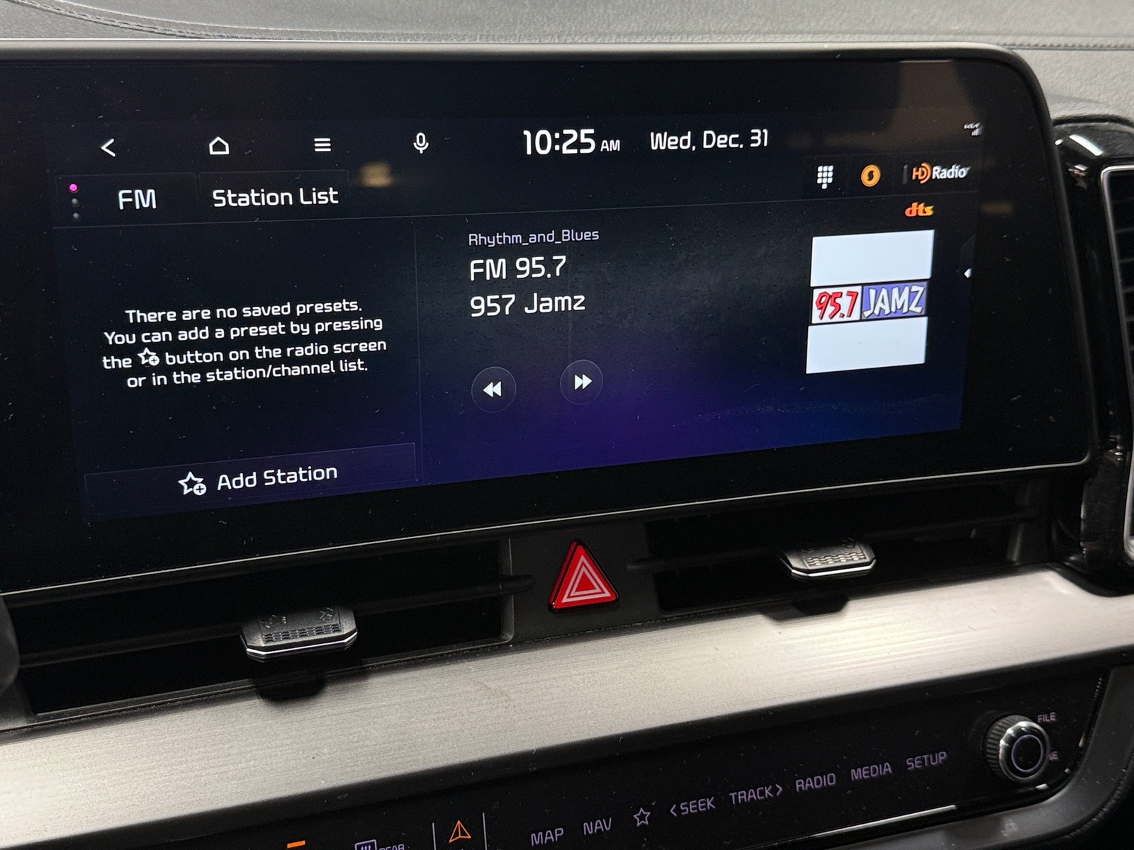 Thumbnail: 2023 Kia Sportage - 3