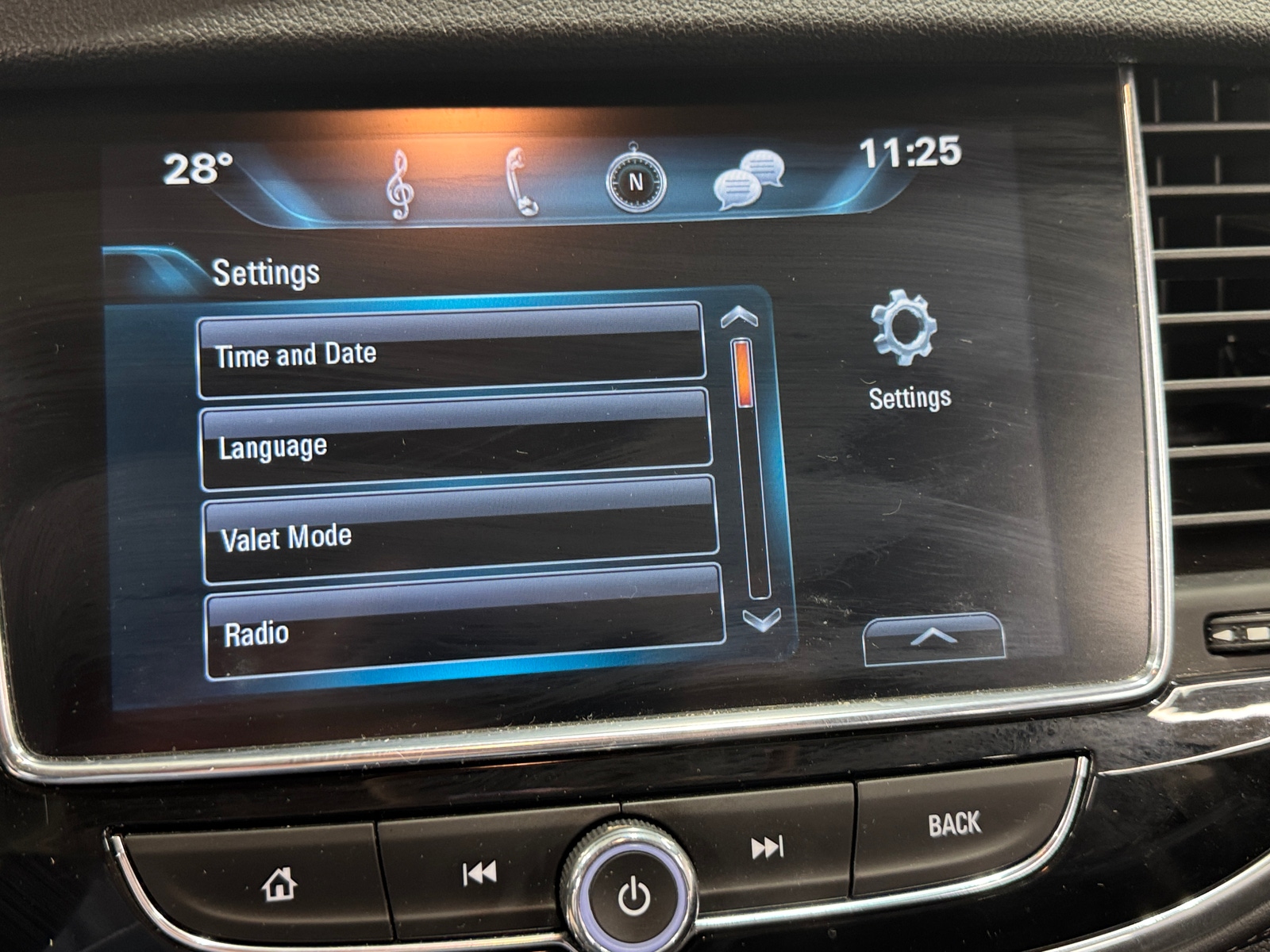 Thumbnail: 2020 Buick Encore - 3