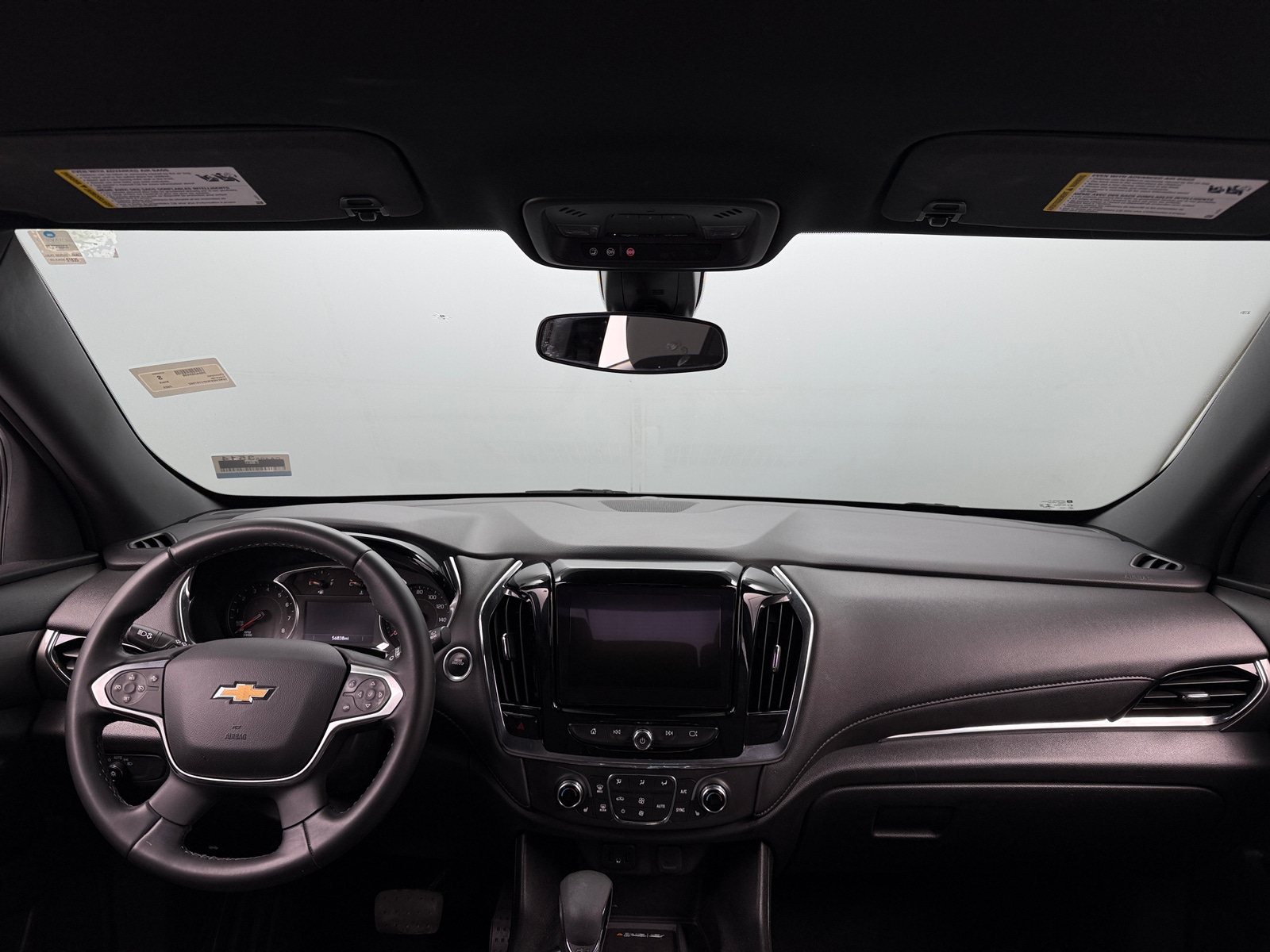 Thumbnail: 2023 Chevrolet Traverse - 3