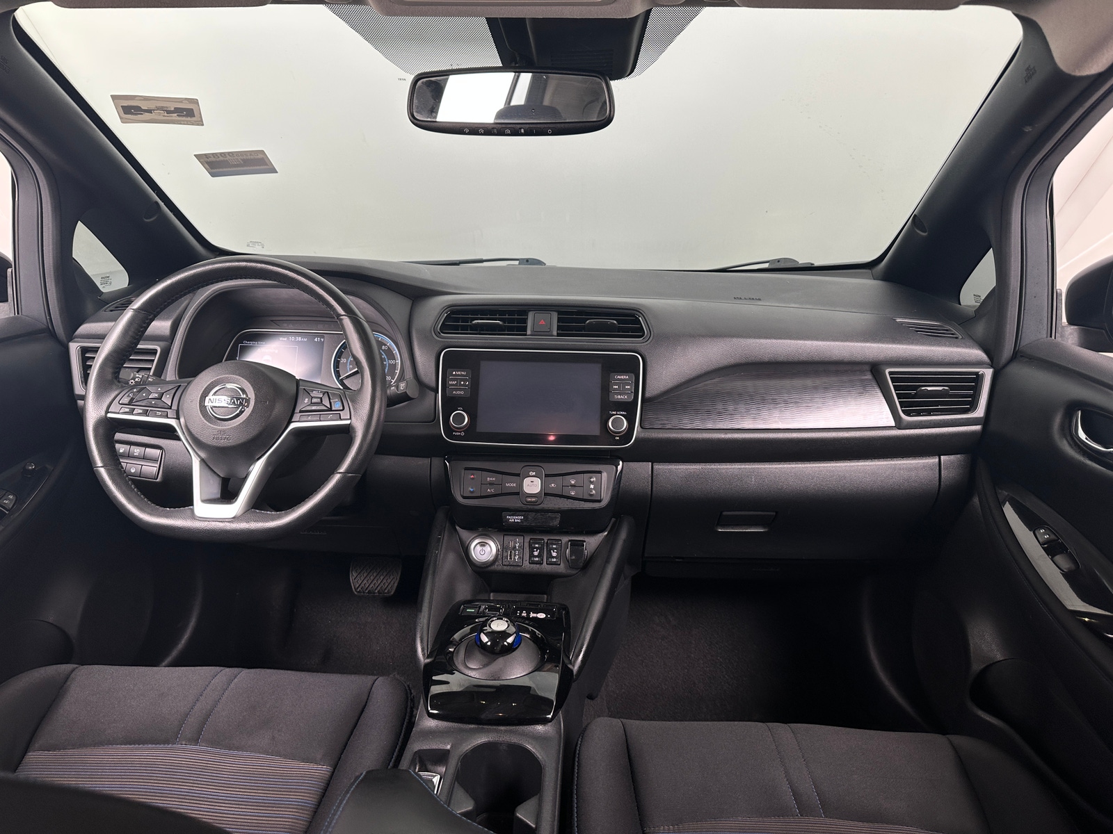 Thumbnail: 2021 Nissan Leaf - 3