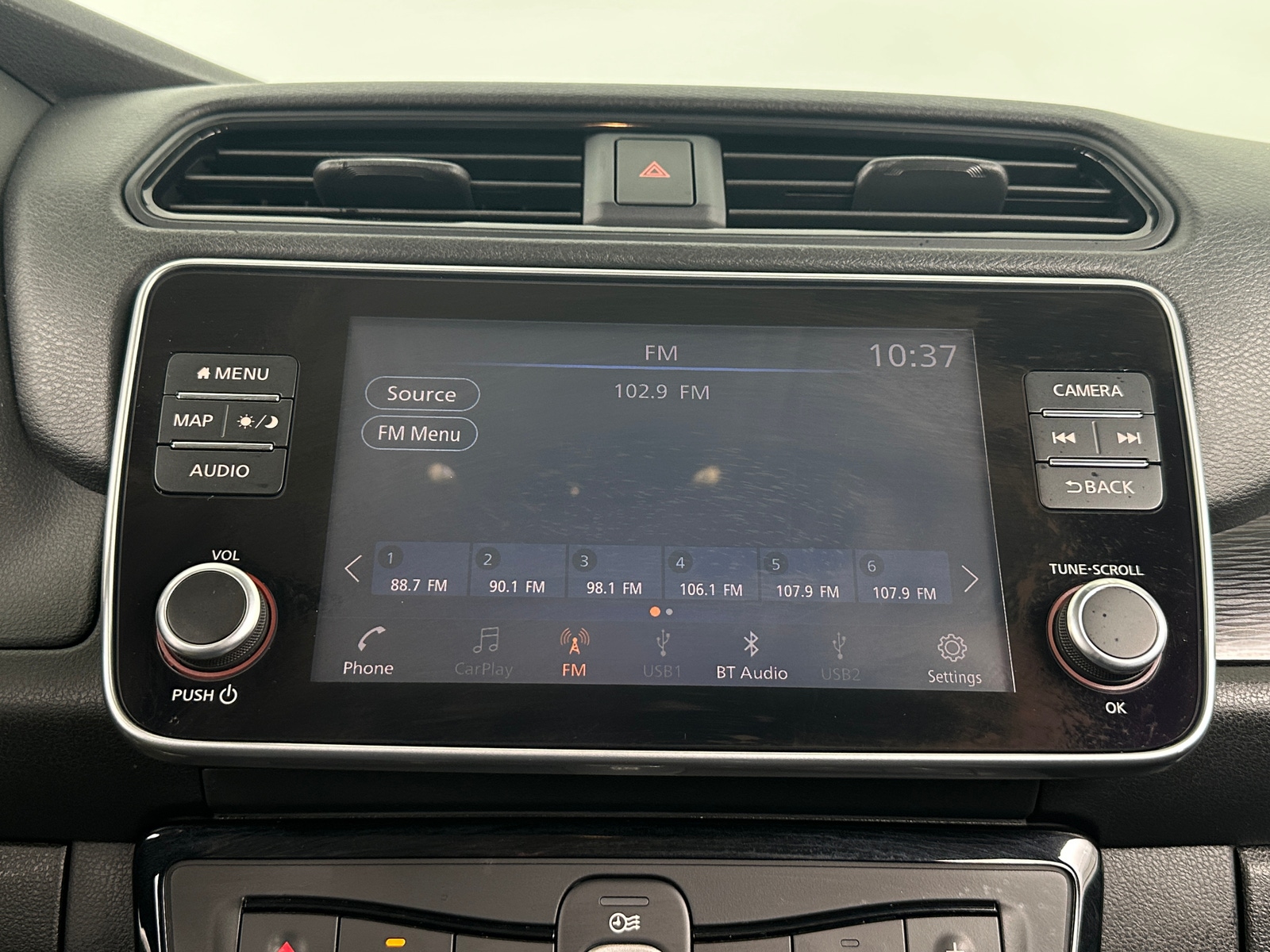 Thumbnail: 2021 Nissan Leaf - 4