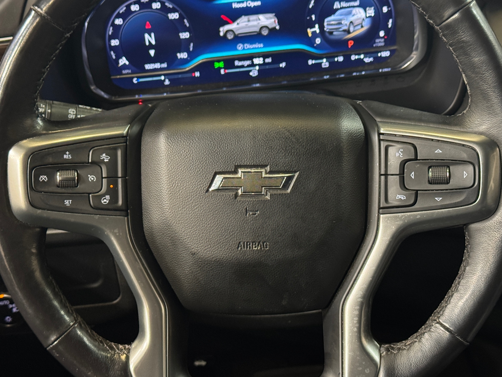 Thumbnail: 2022 Chevrolet Suburban - 4