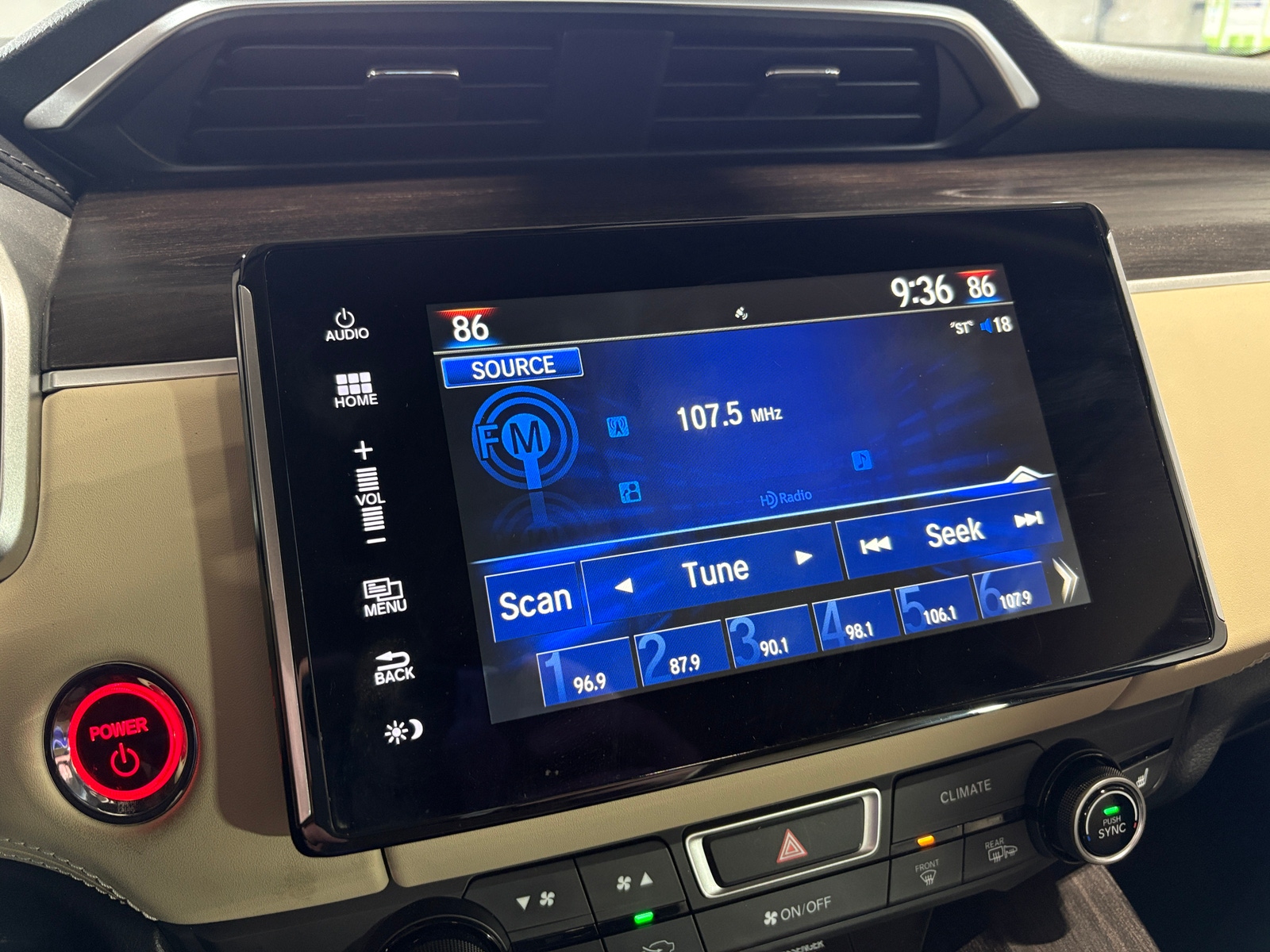 Thumbnail: 2018 Honda Clarity - 4