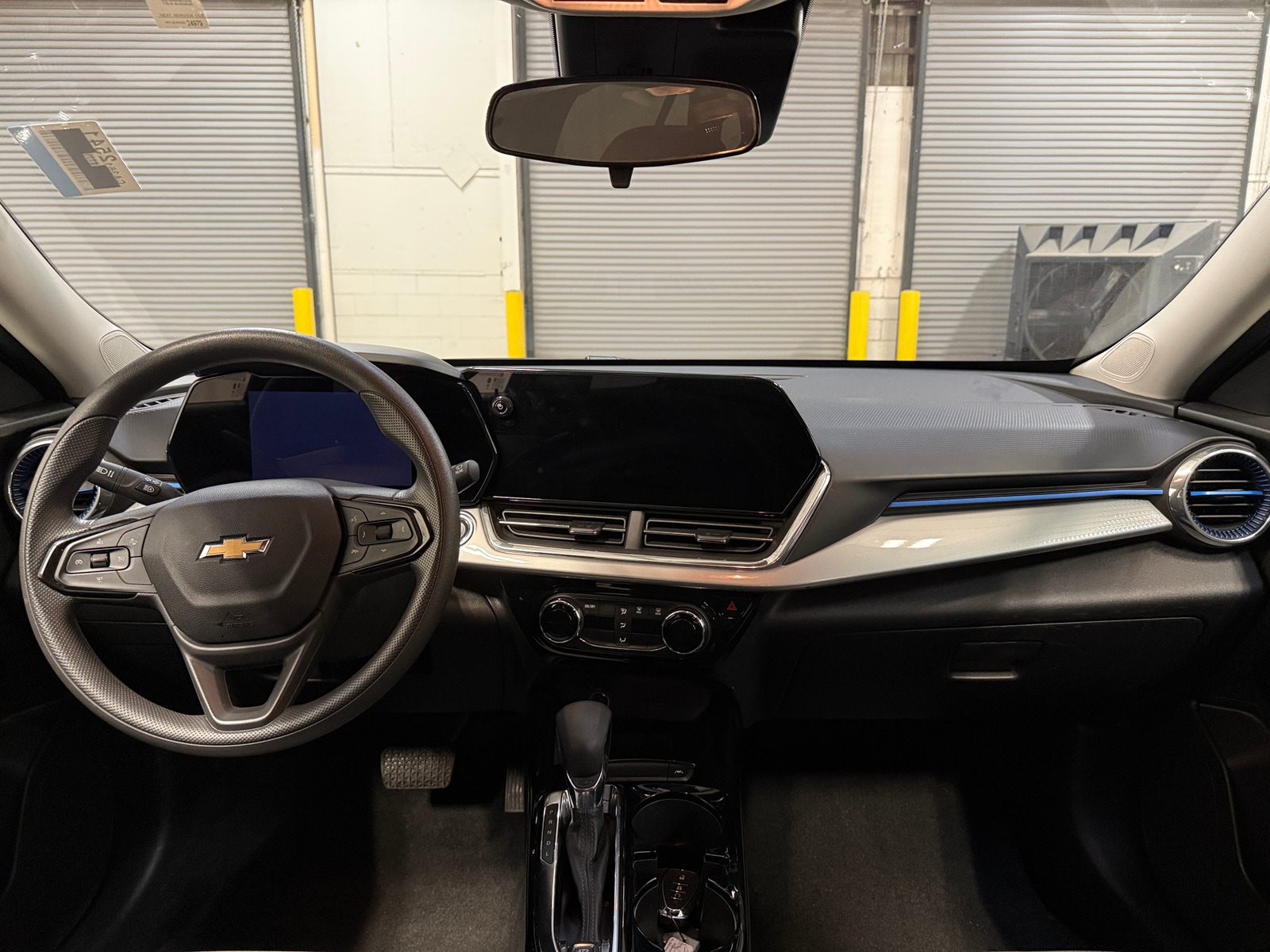 Thumbnail: 2025 Chevrolet Trax - 3