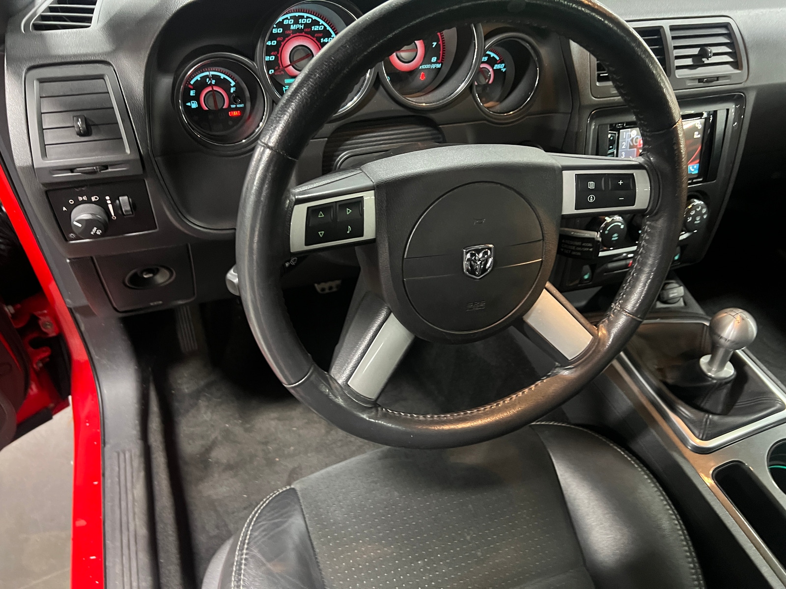 Thumbnail: 2010 Dodge Challenger - 3