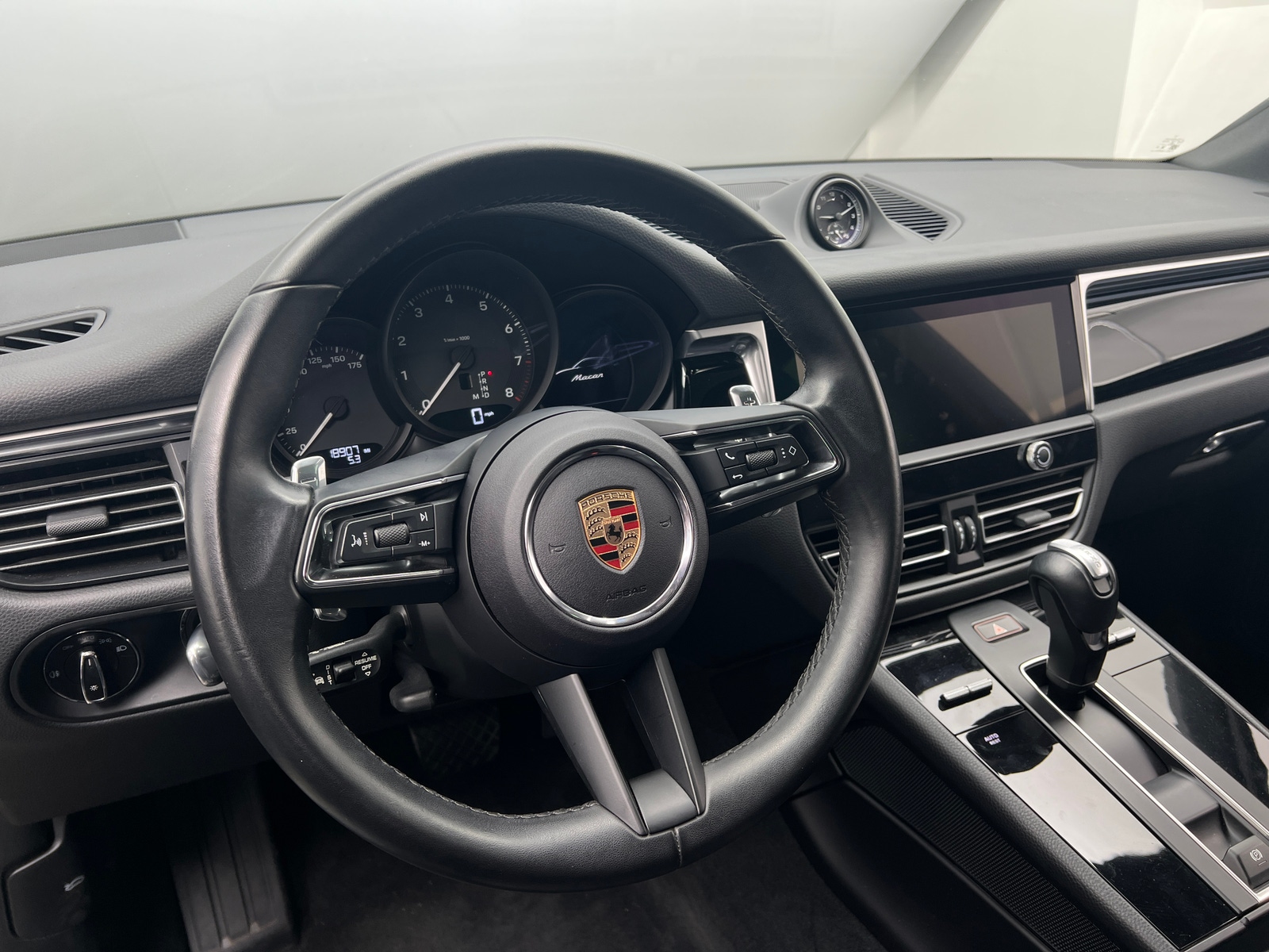 Thumbnail: 2024 Porsche Macan - 4