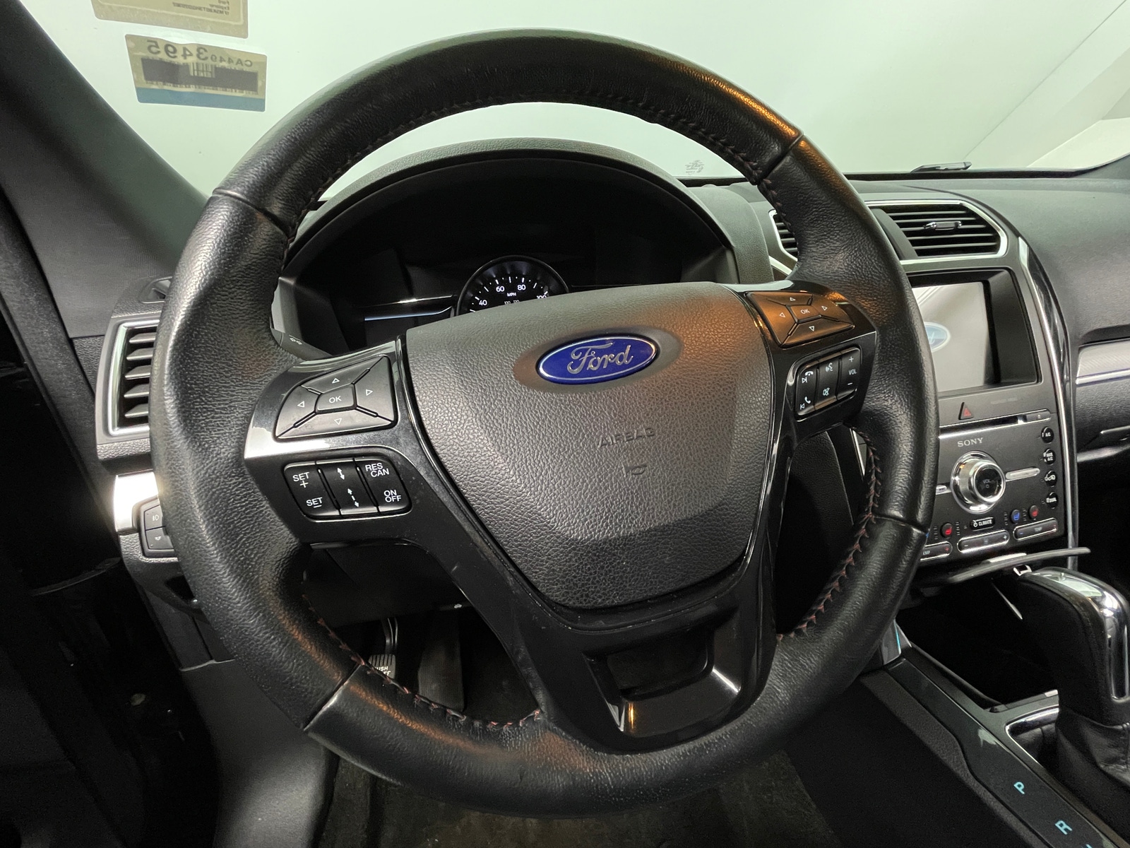 Thumbnail: 2017 Ford Explorer - 4