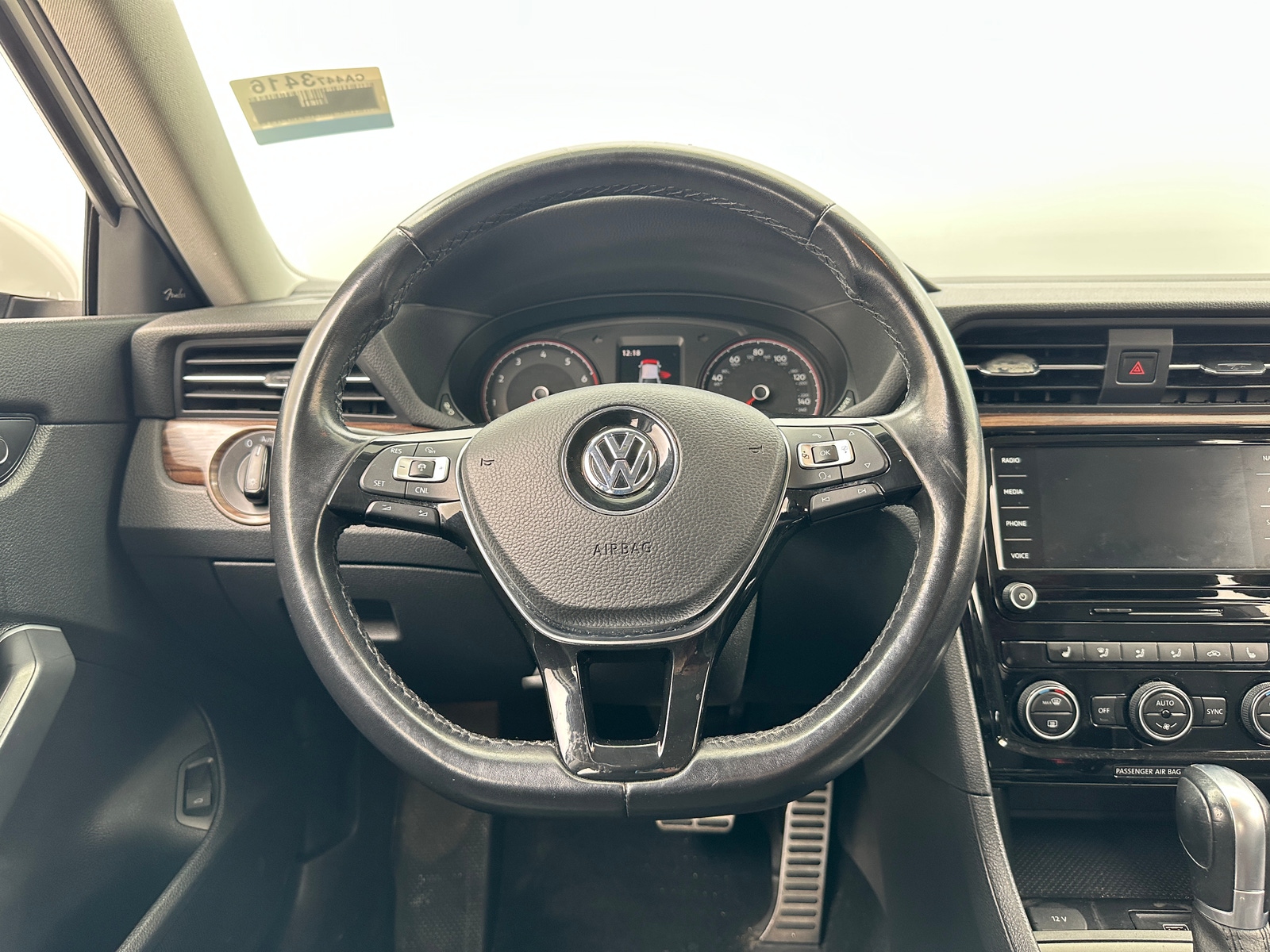 Thumbnail: 2020 Volkswagen Passat - 4