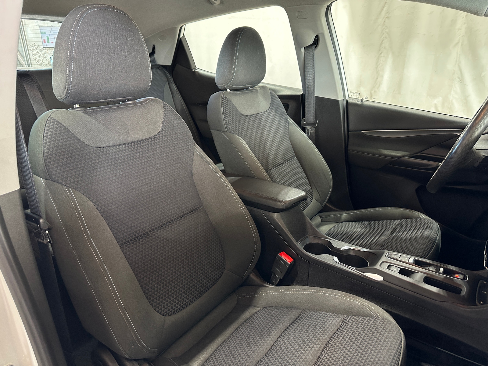 Thumbnail: 2023 Chevrolet Bolt EV - 2