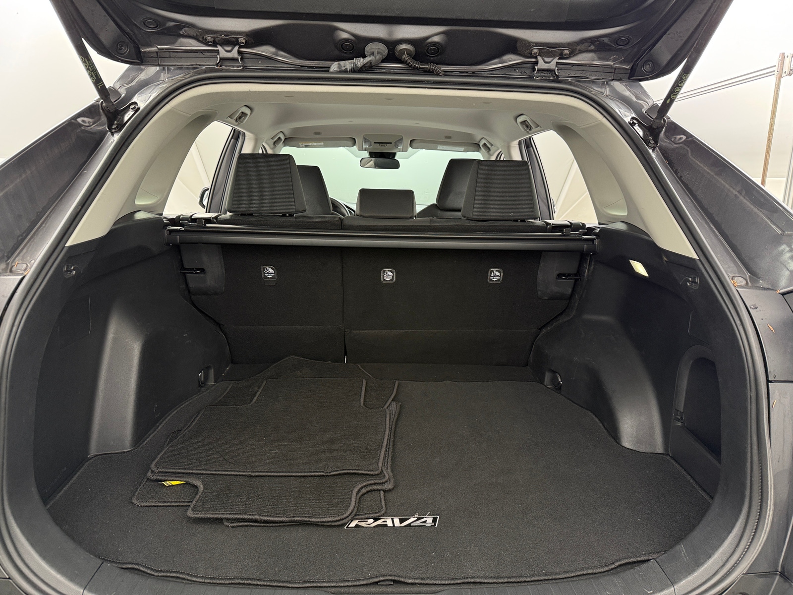 Thumbnail: 2024 Toyota RAV4 - 7