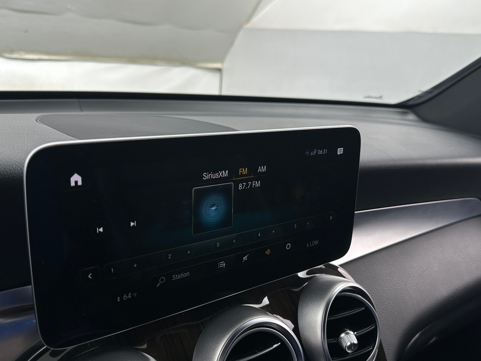 Thumbnail: 2020 Mercedes-Benz GLC - 3