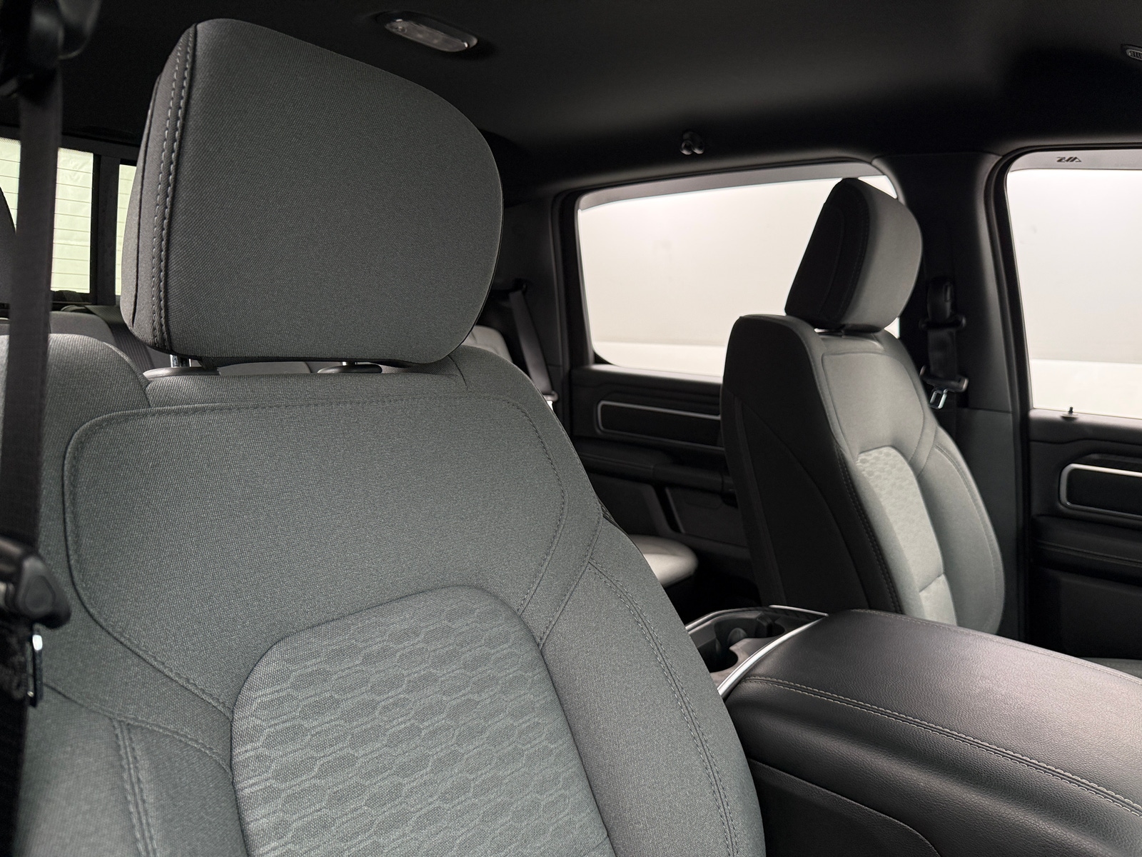 Thumbnail: 2025 RAM 1500 - 2