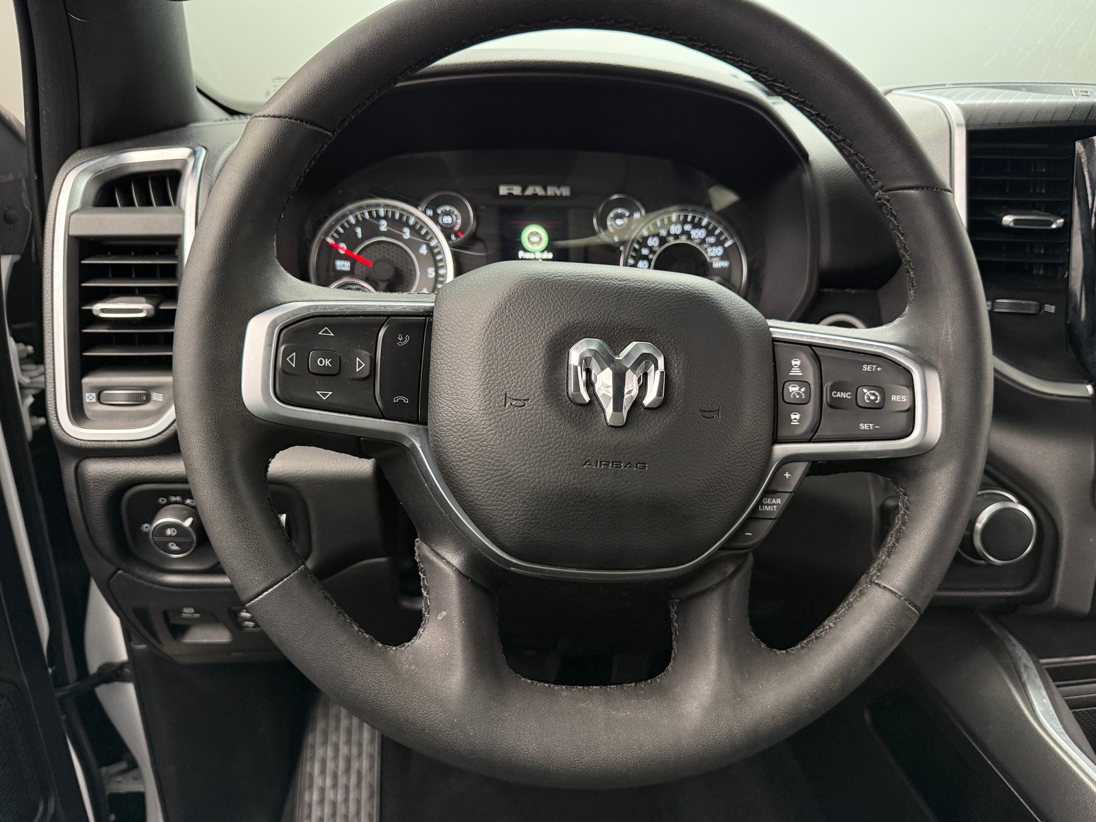 Thumbnail: 2025 RAM 1500 - 5