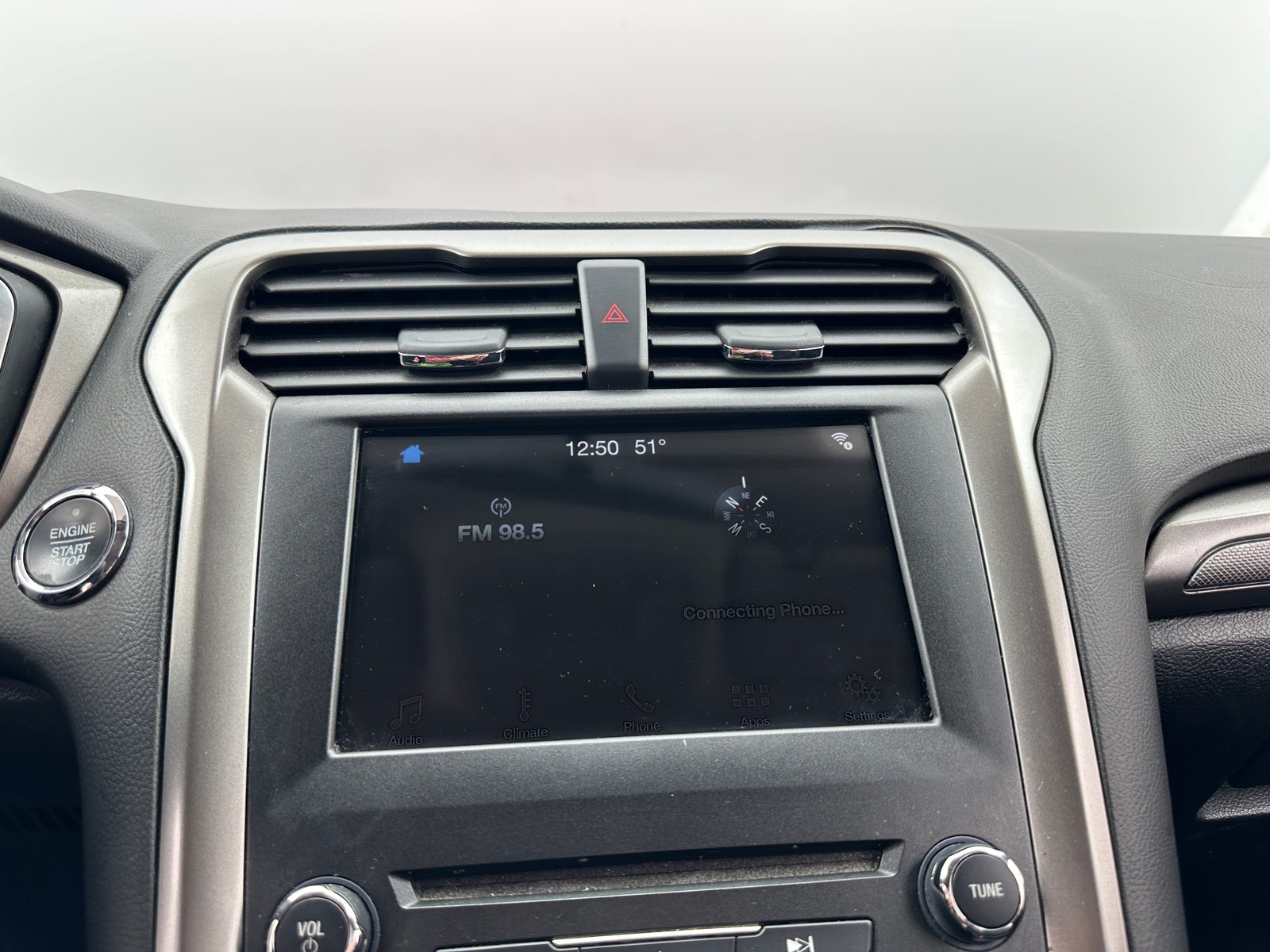 Thumbnail: 2017 Ford Fusion - 4