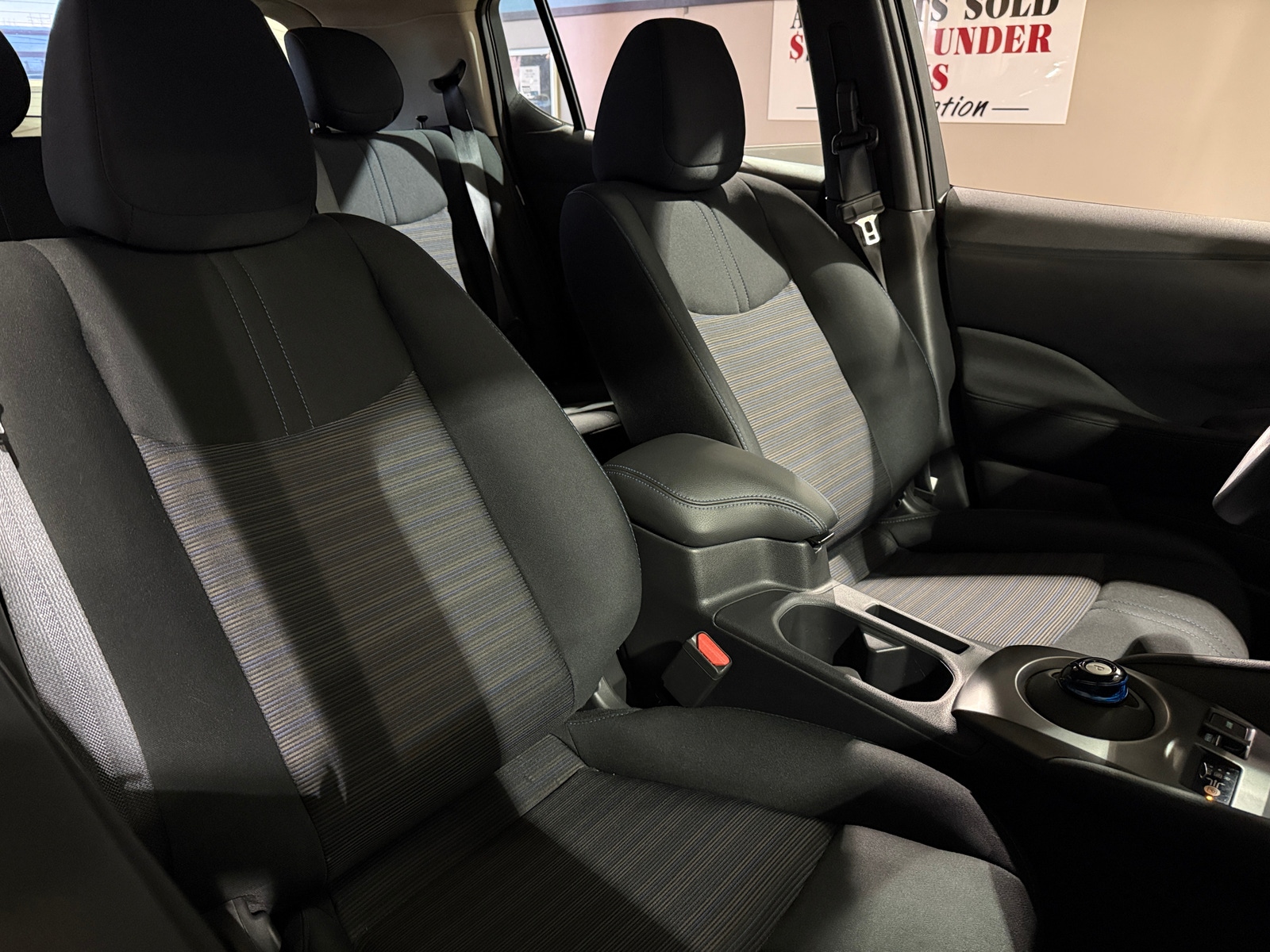 Thumbnail: 2025 Nissan Leaf - 2