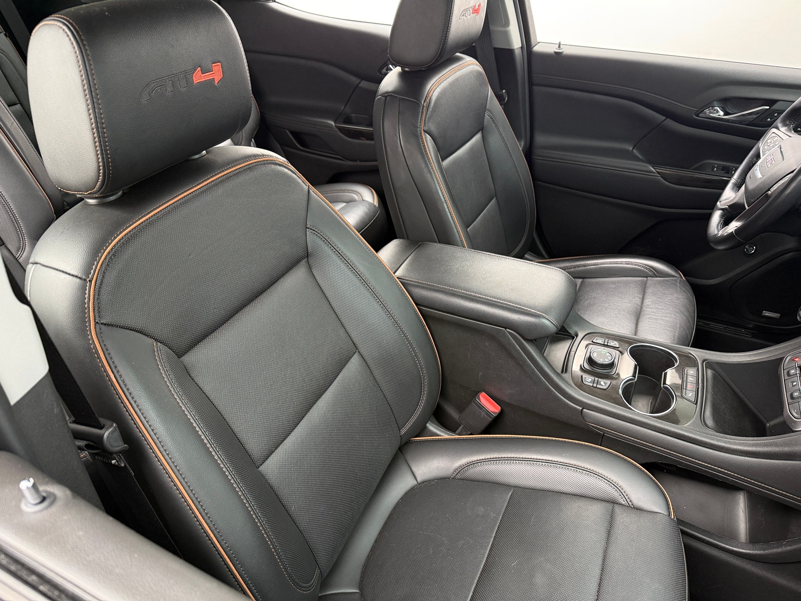 Thumbnail: 2021 GMC Acadia - 2