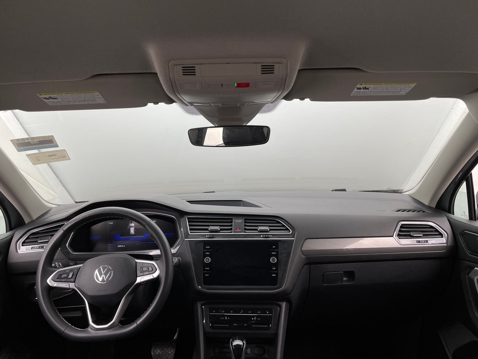 Thumbnail: 2024 Volkswagen Tiguan - 2