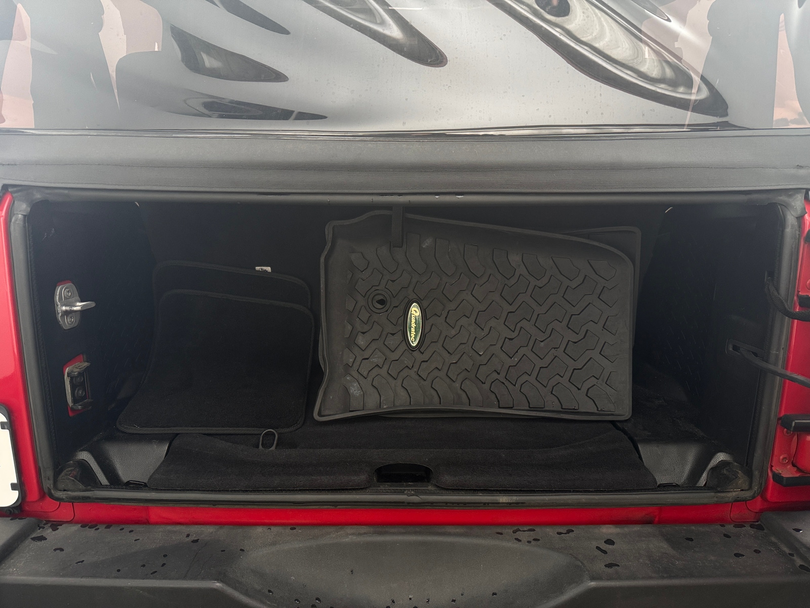 Thumbnail: 2011 Jeep Wrangler - 6