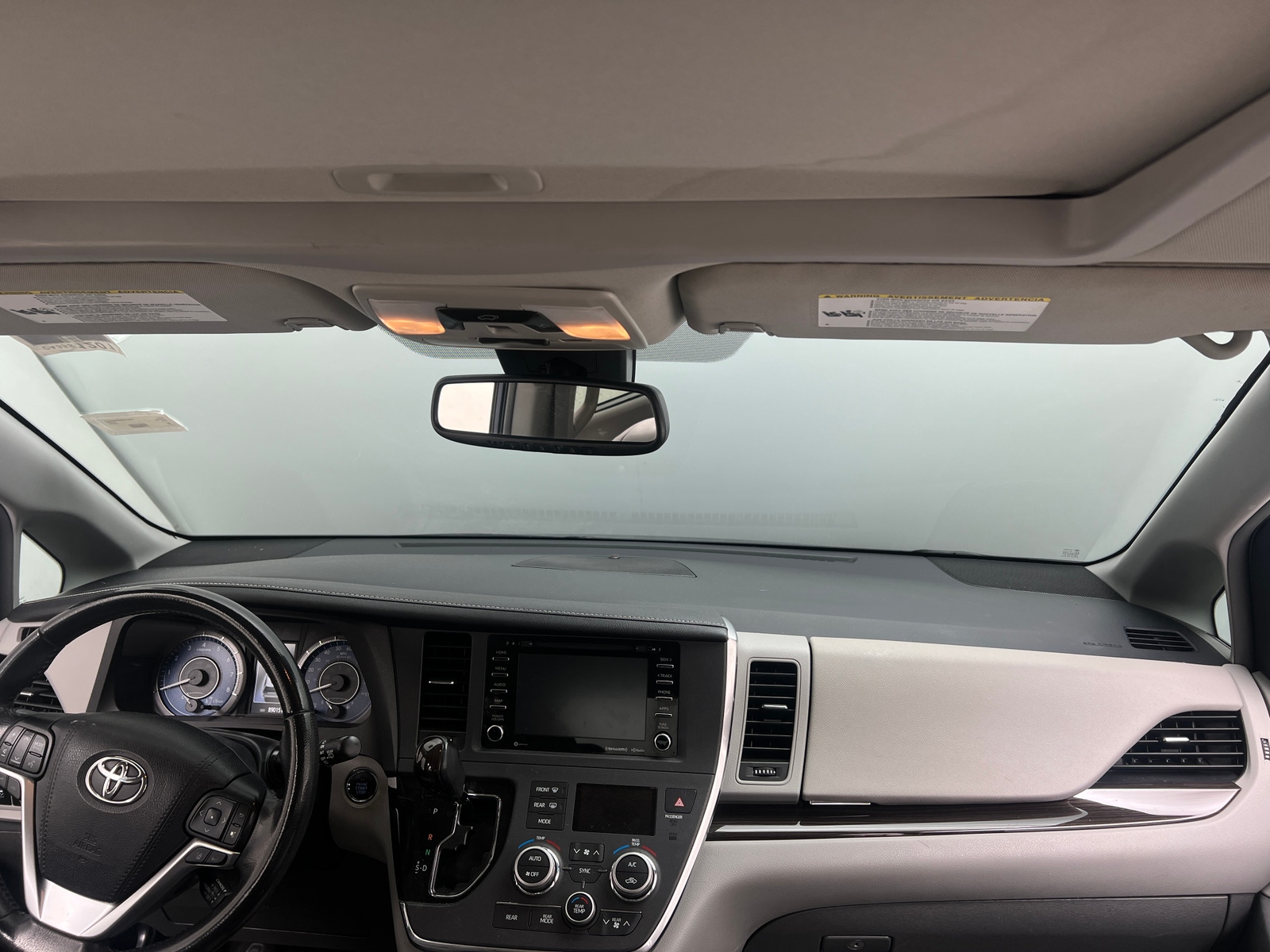 Thumbnail: 2019 Toyota Sienna - 2