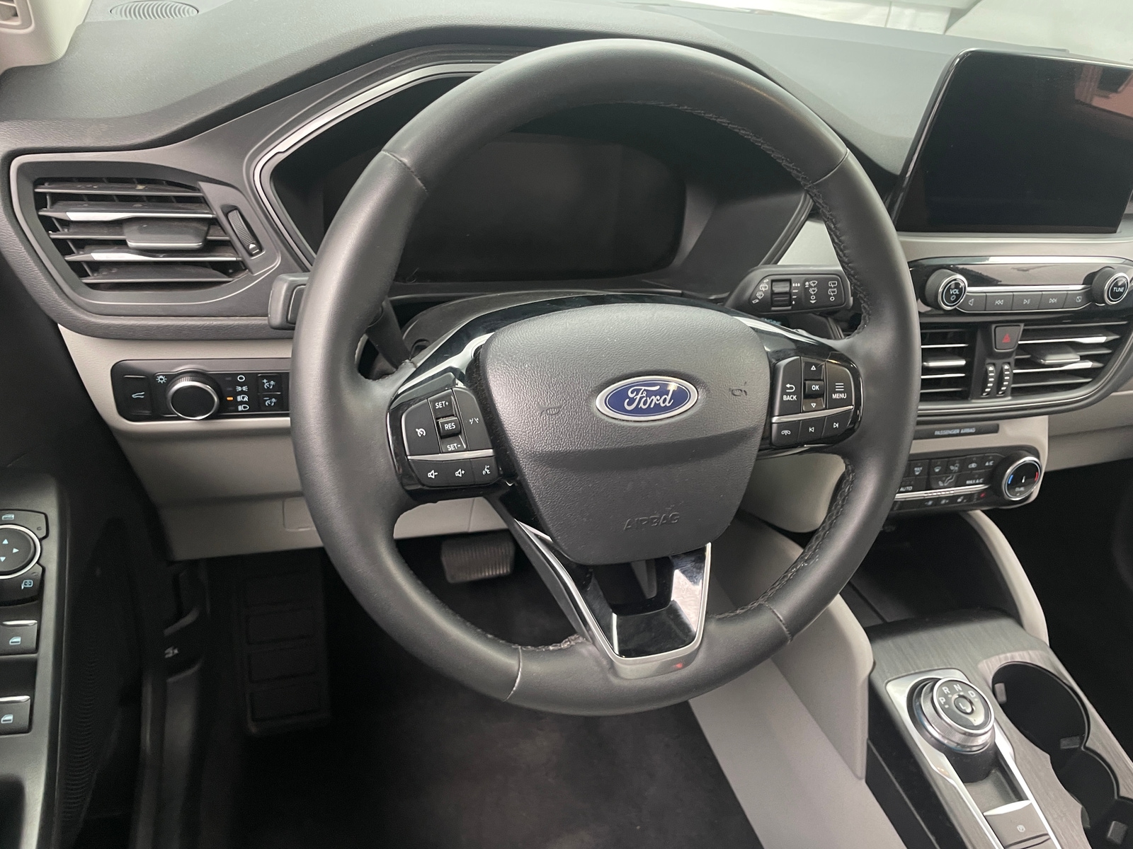 Thumbnail: 2024 Ford Escape - 5