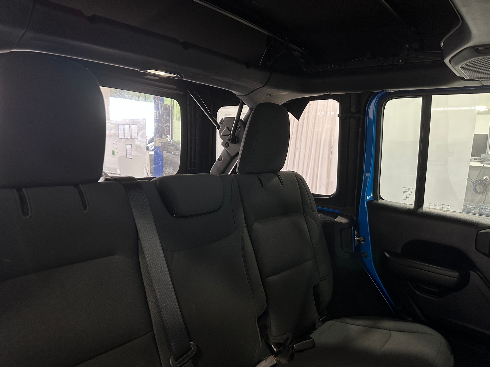 Thumbnail: 2021 Jeep Wrangler - 6