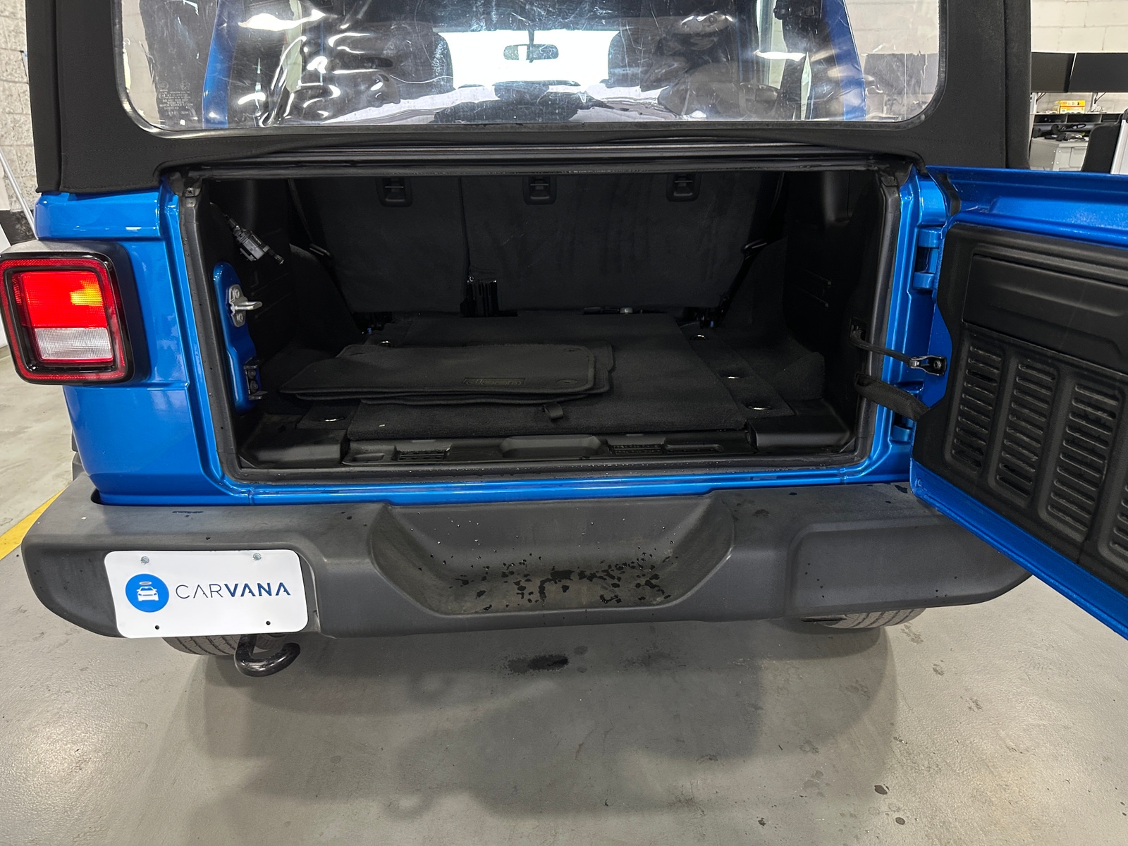 Thumbnail: 2021 Jeep Wrangler - 7