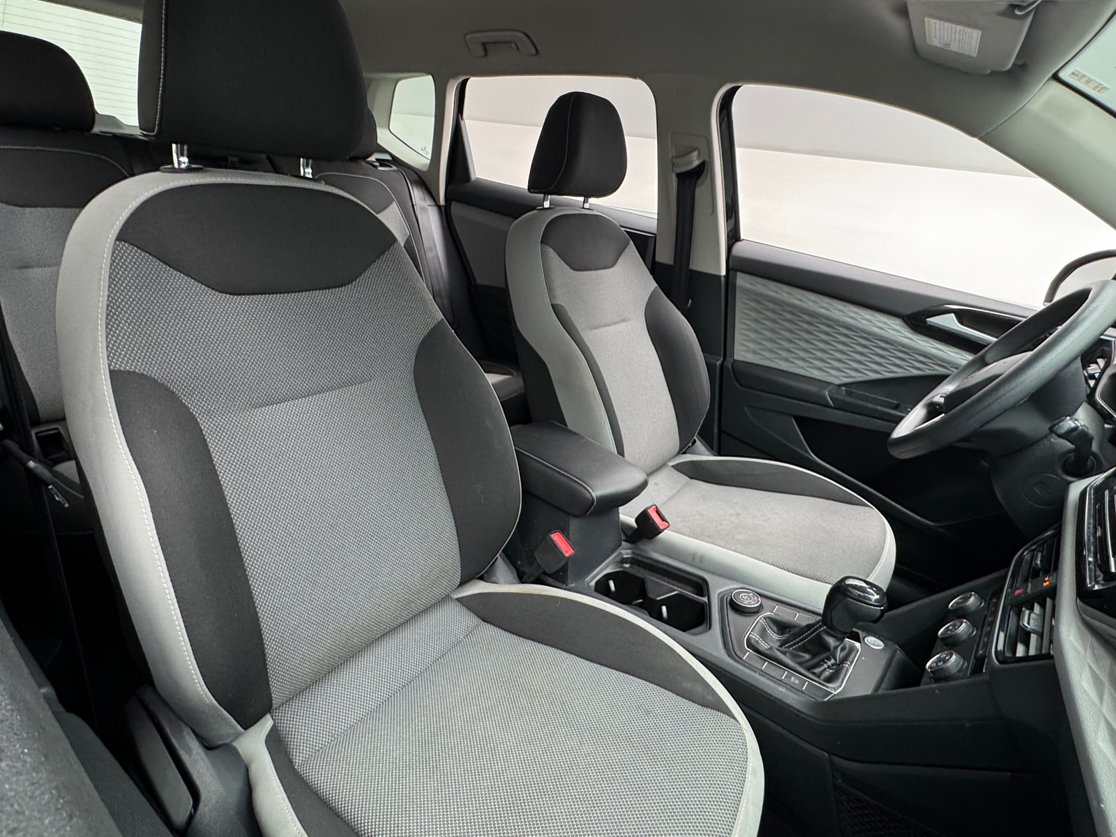 Thumbnail: 2022 Volkswagen Taos - 2