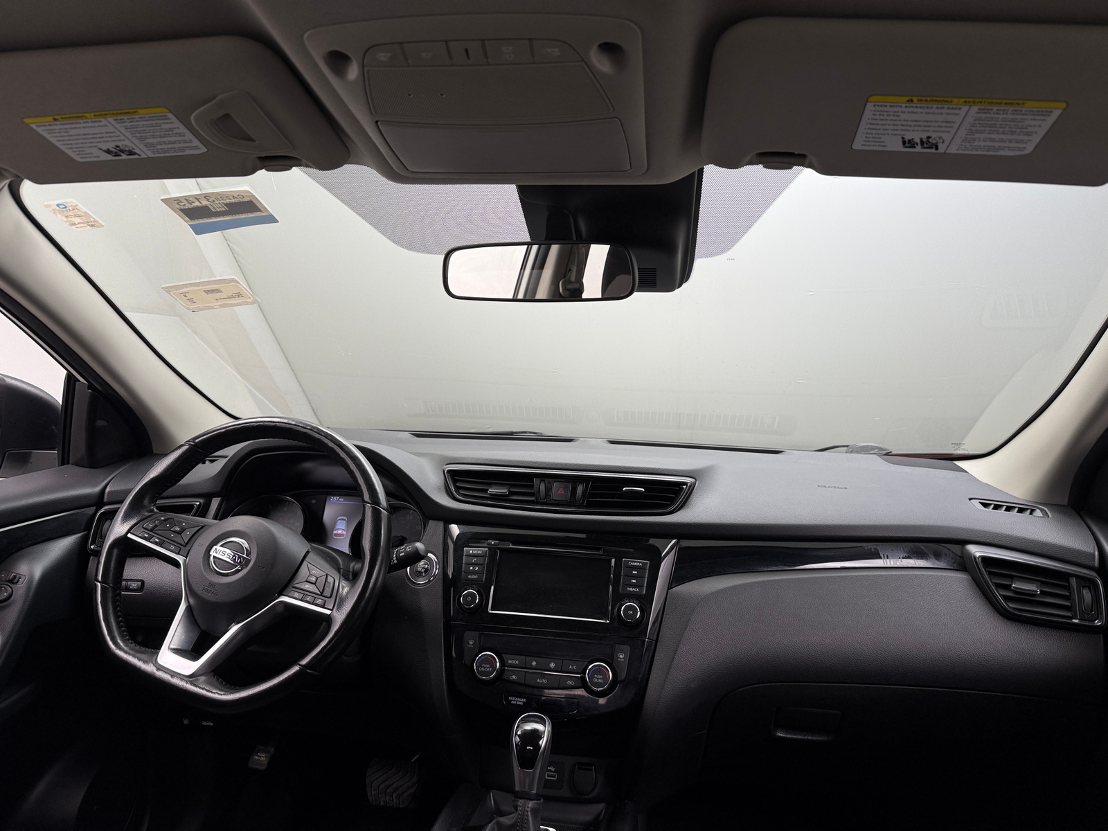 Thumbnail: 2021 Nissan Rogue Sport - 3