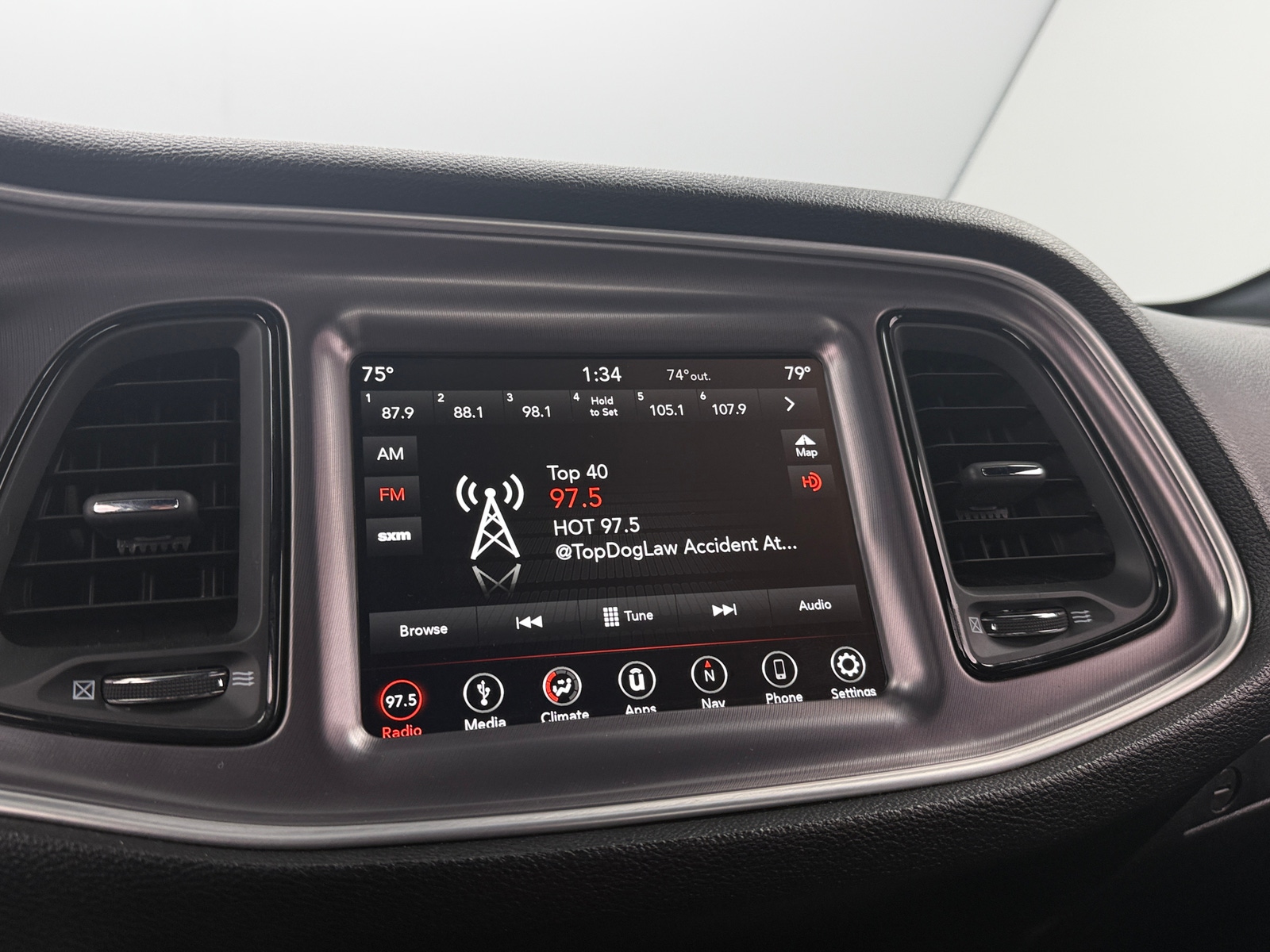 Thumbnail: 2019 Dodge Challenger - 3