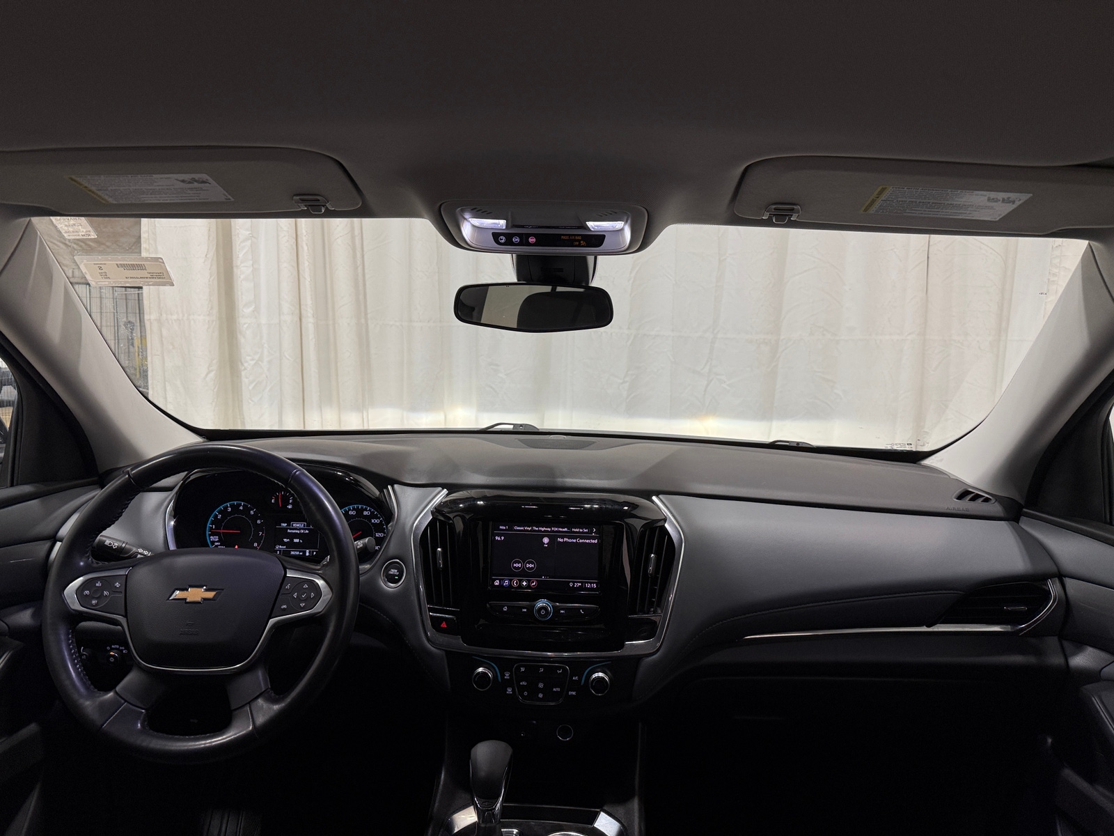 Thumbnail: 2021 Chevrolet Traverse - 3