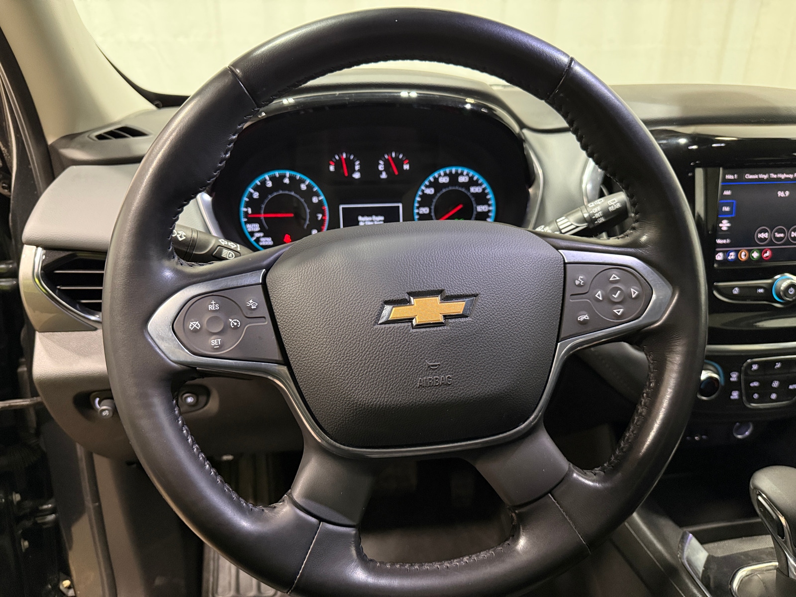 Thumbnail: 2021 Chevrolet Traverse - 5