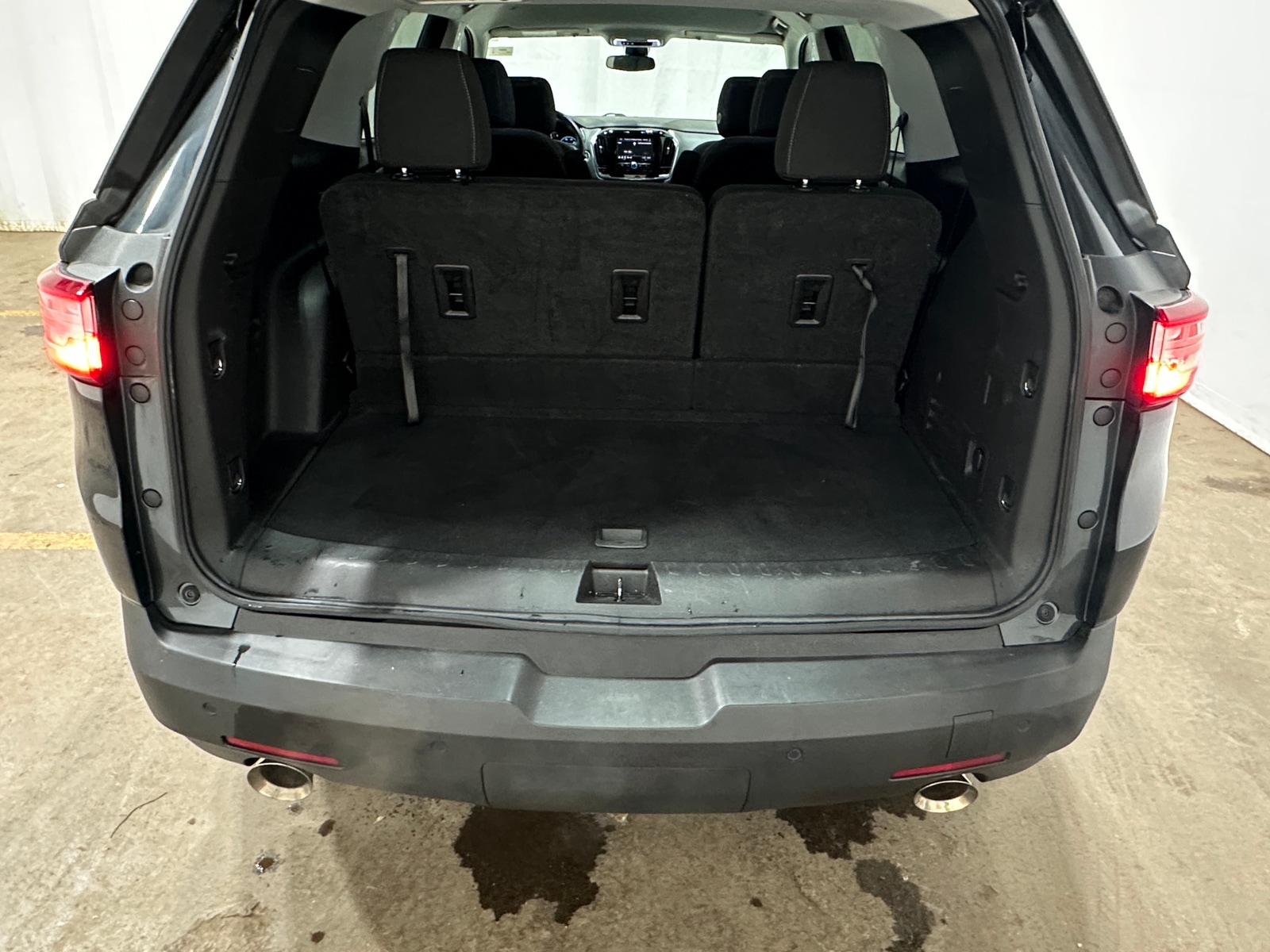 Thumbnail: 2021 Chevrolet Traverse - 7