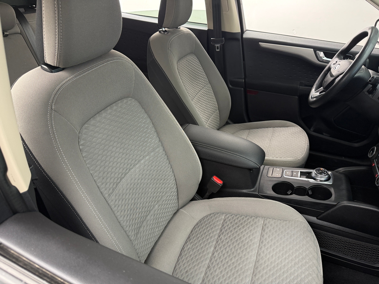 Thumbnail: 2020 Ford Escape - 2