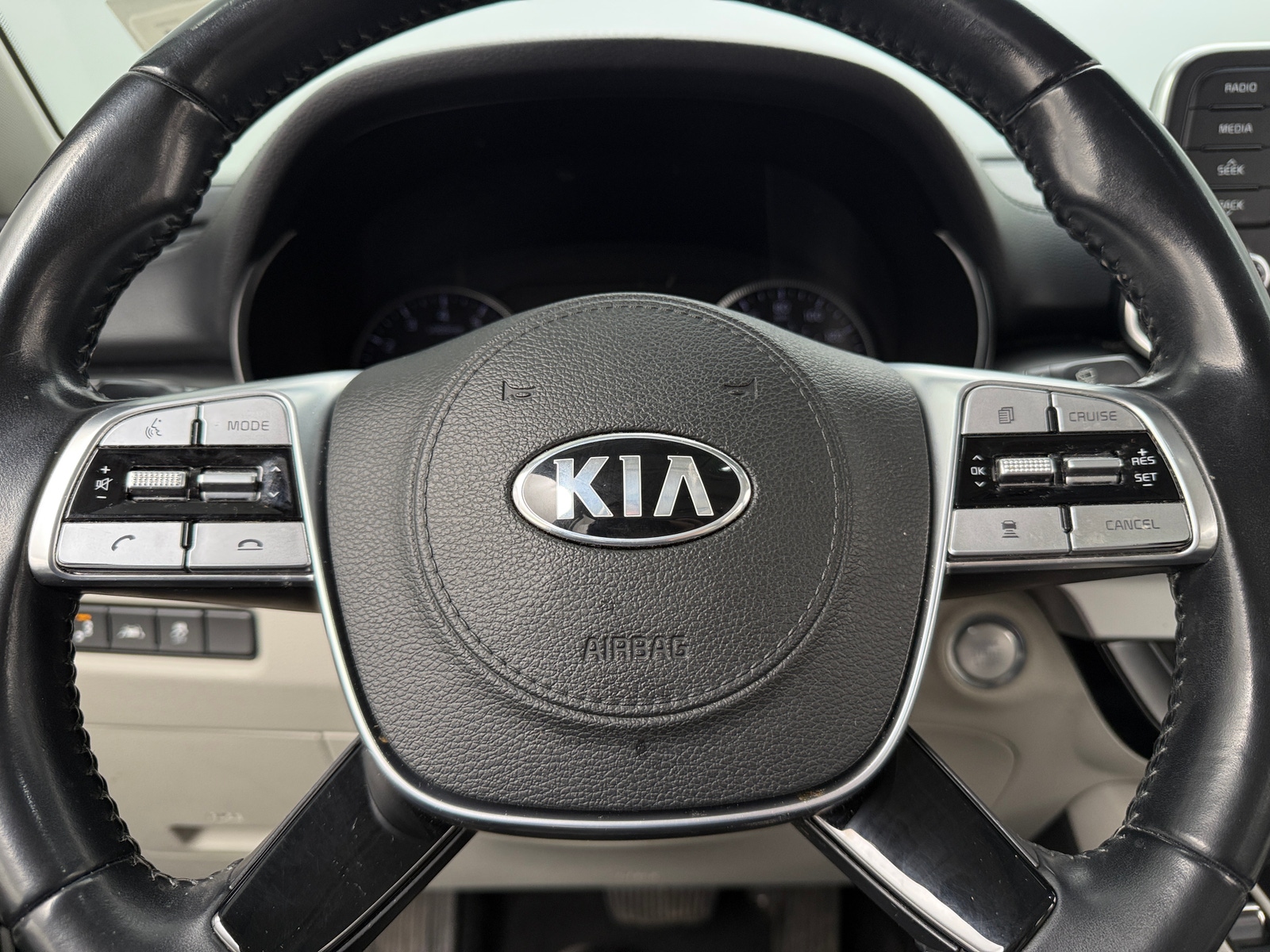 Thumbnail: 2020 Kia Telluride - 4