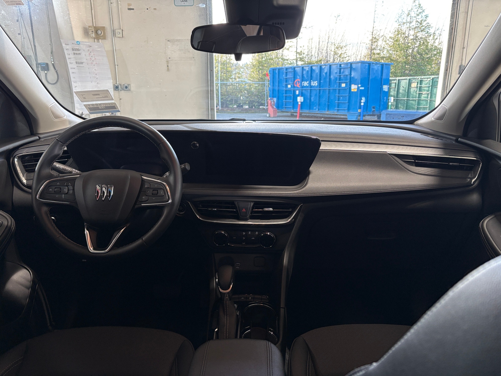 Thumbnail: 2025 Buick Encore GX - 3