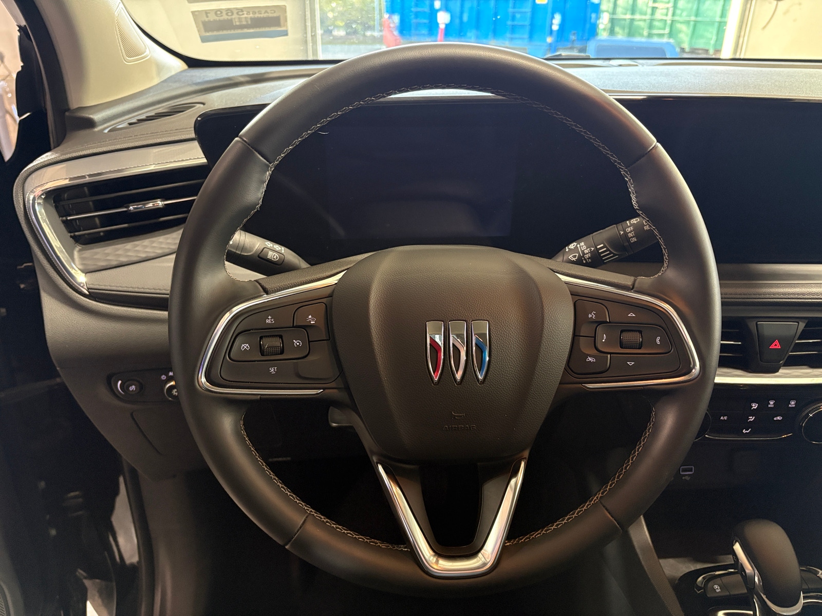 Thumbnail: 2025 Buick Encore GX - 5