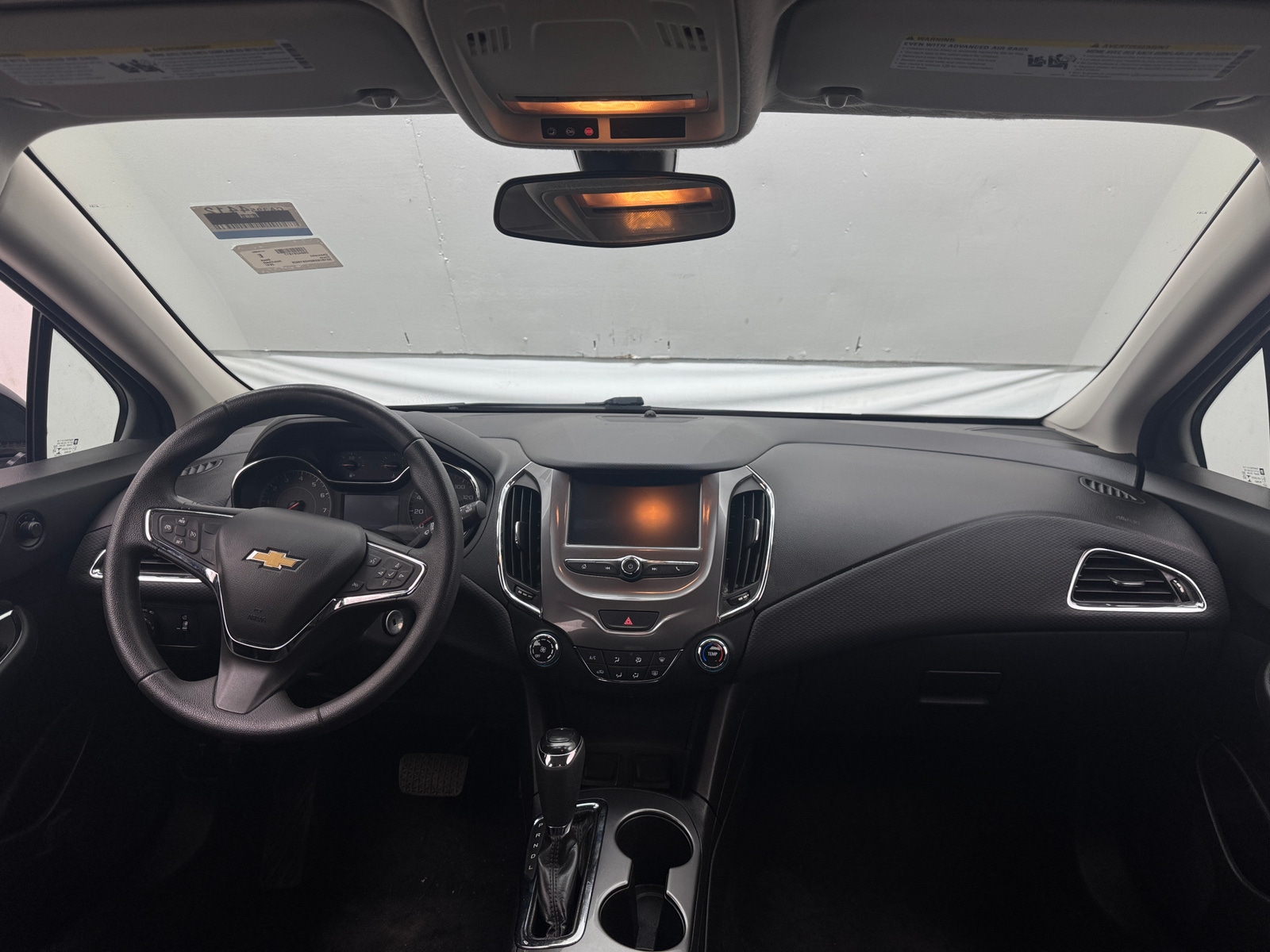 Thumbnail: 2017 Chevrolet Cruze - 3