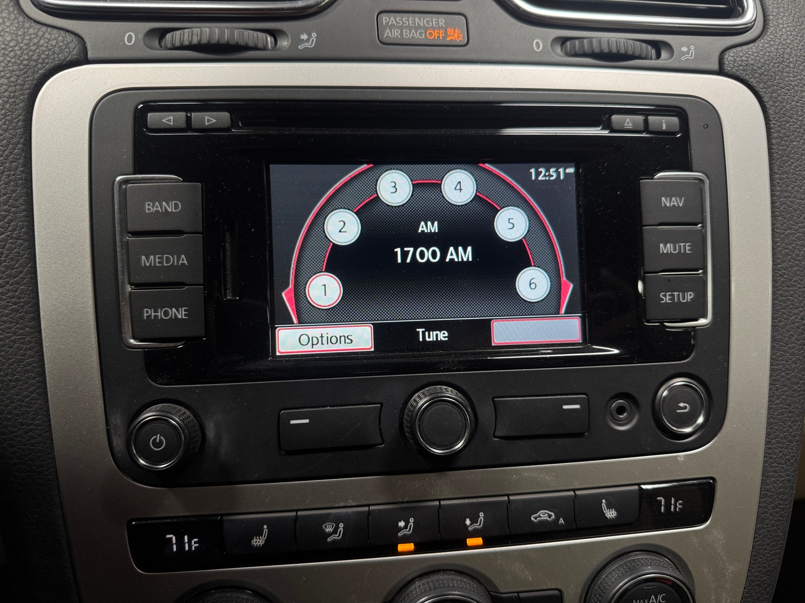 Thumbnail: 2016 Volkswagen Eos - 3