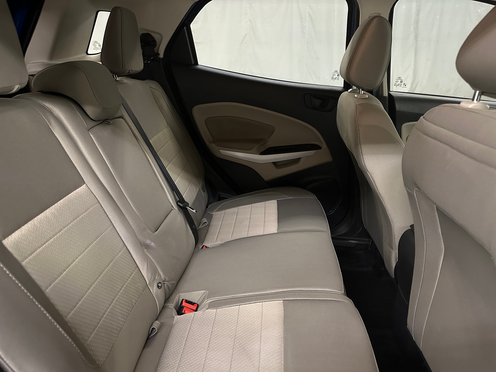 Thumbnail: 2022 Ford EcoSport - 6