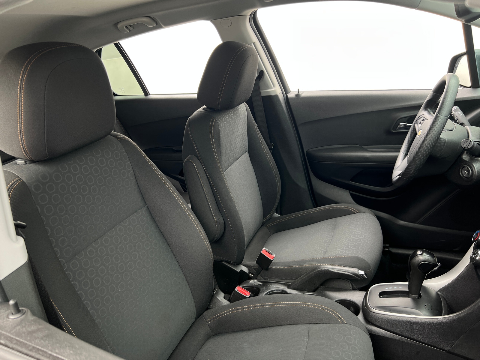 Thumbnail: 2020 Chevrolet Trax - 2