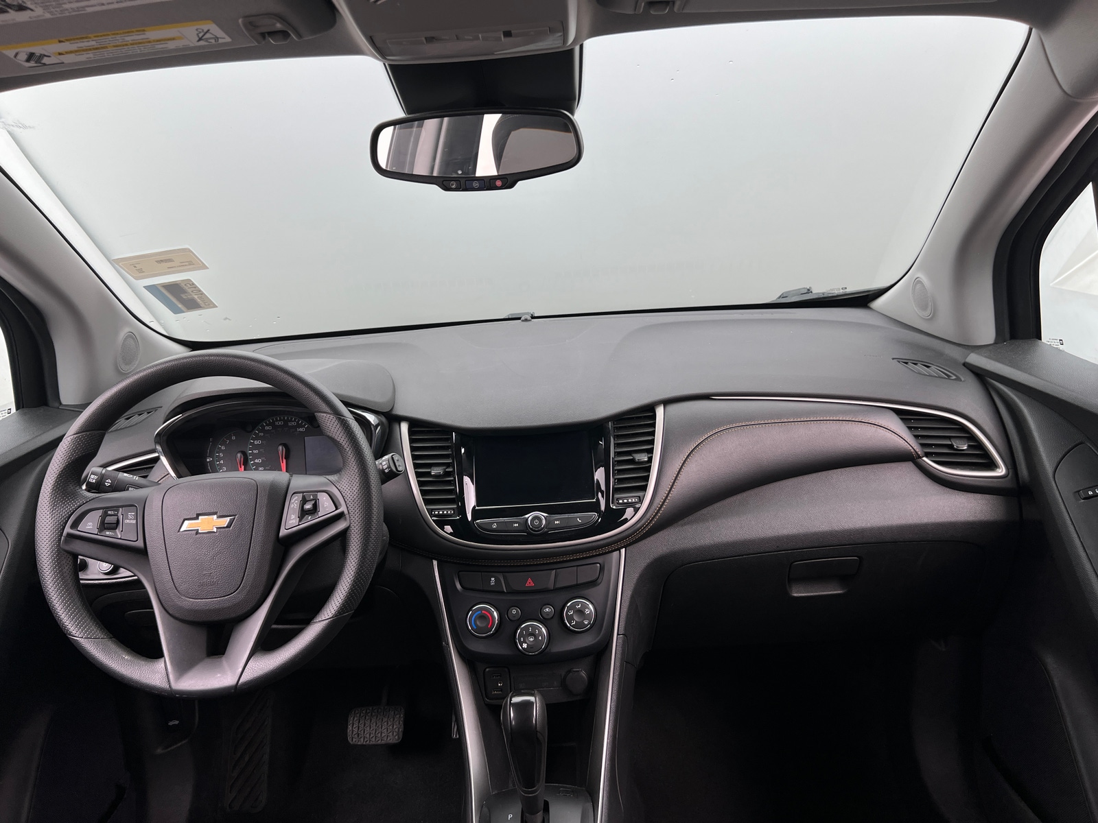 Thumbnail: 2020 Chevrolet Trax - 3