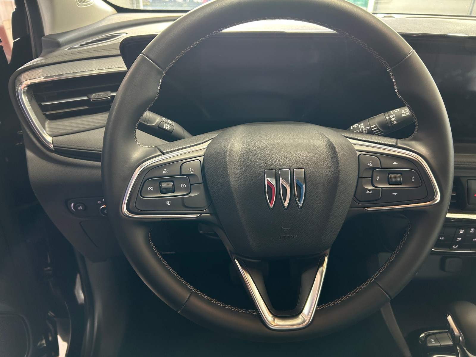 Thumbnail: 2025 Buick Encore GX - 5