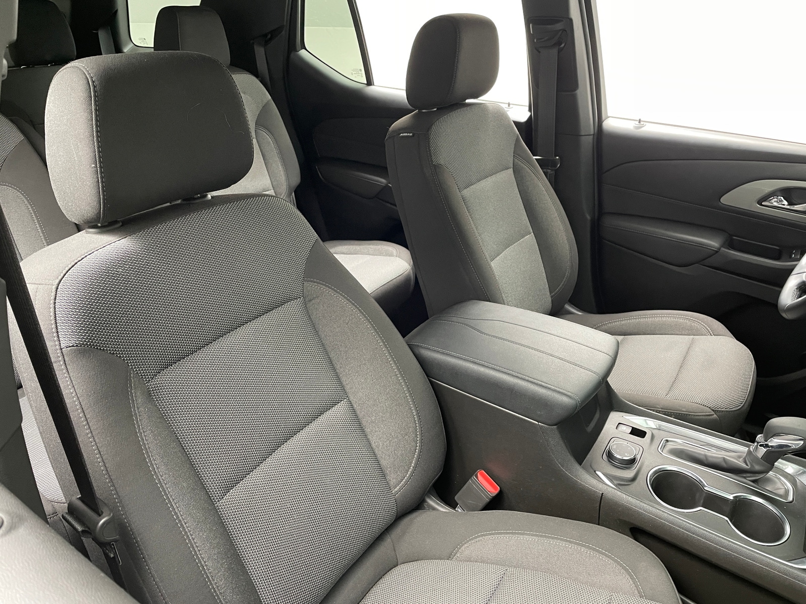 Thumbnail: 2023 Chevrolet Traverse - 2