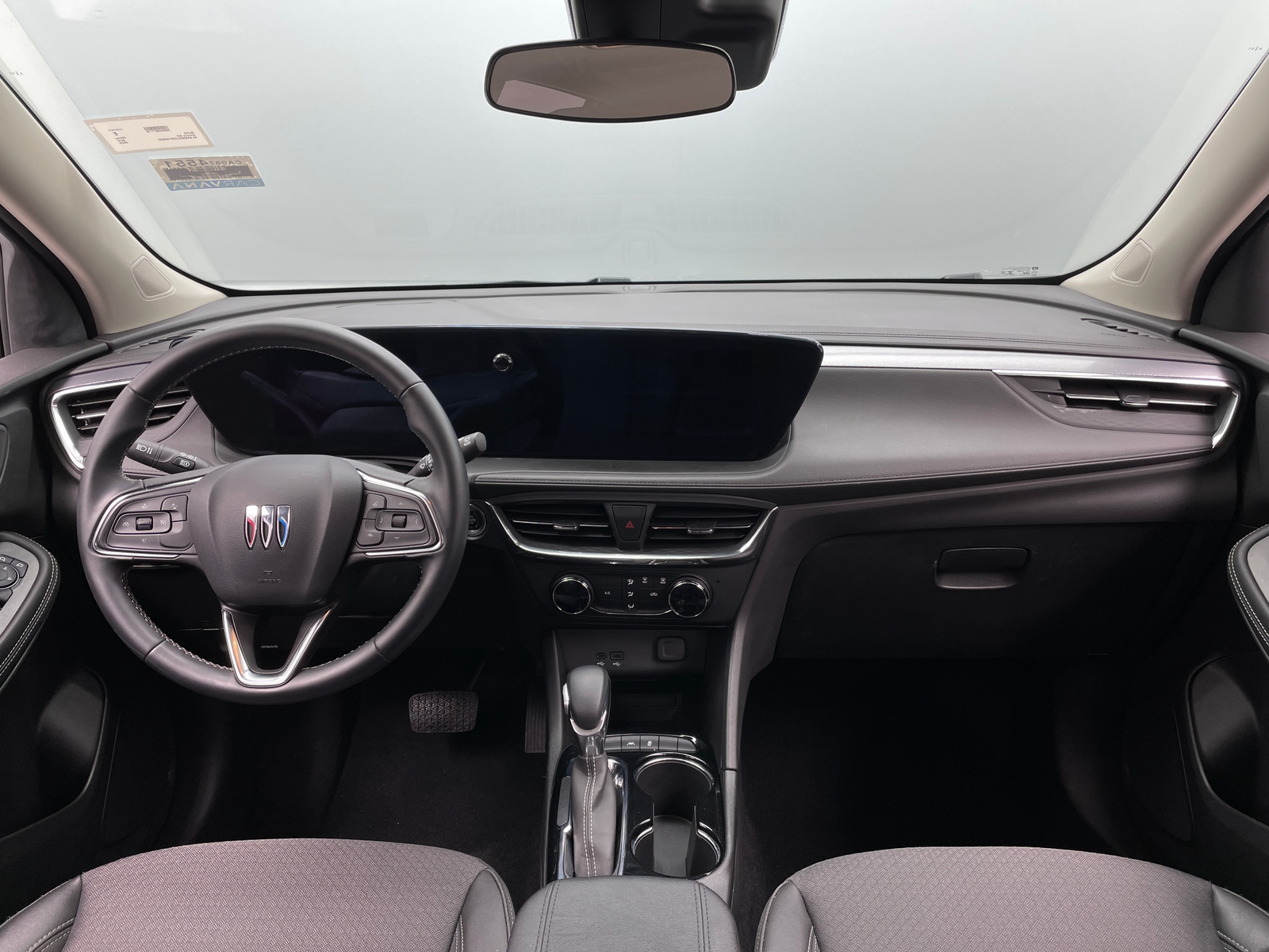 Thumbnail: 2025 Buick Encore GX - 3