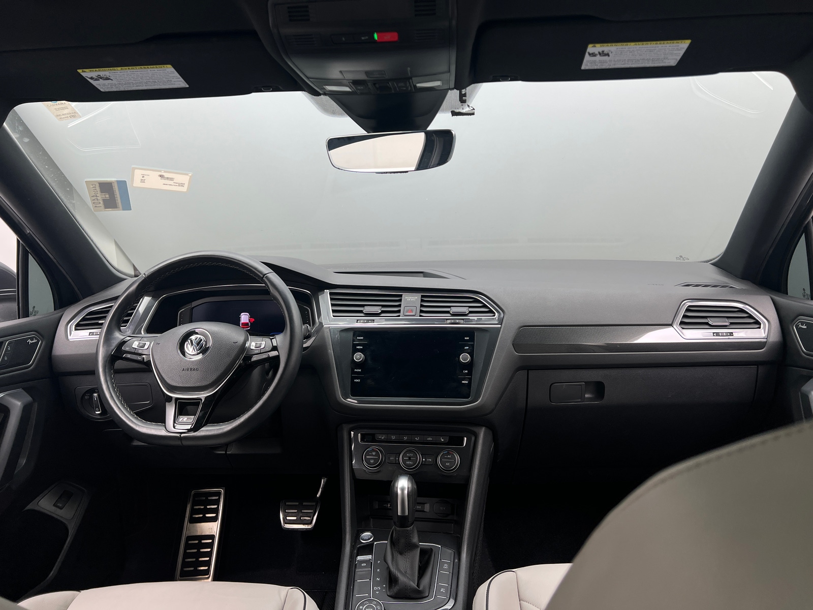 Thumbnail: 2020 Volkswagen Tiguan - 2