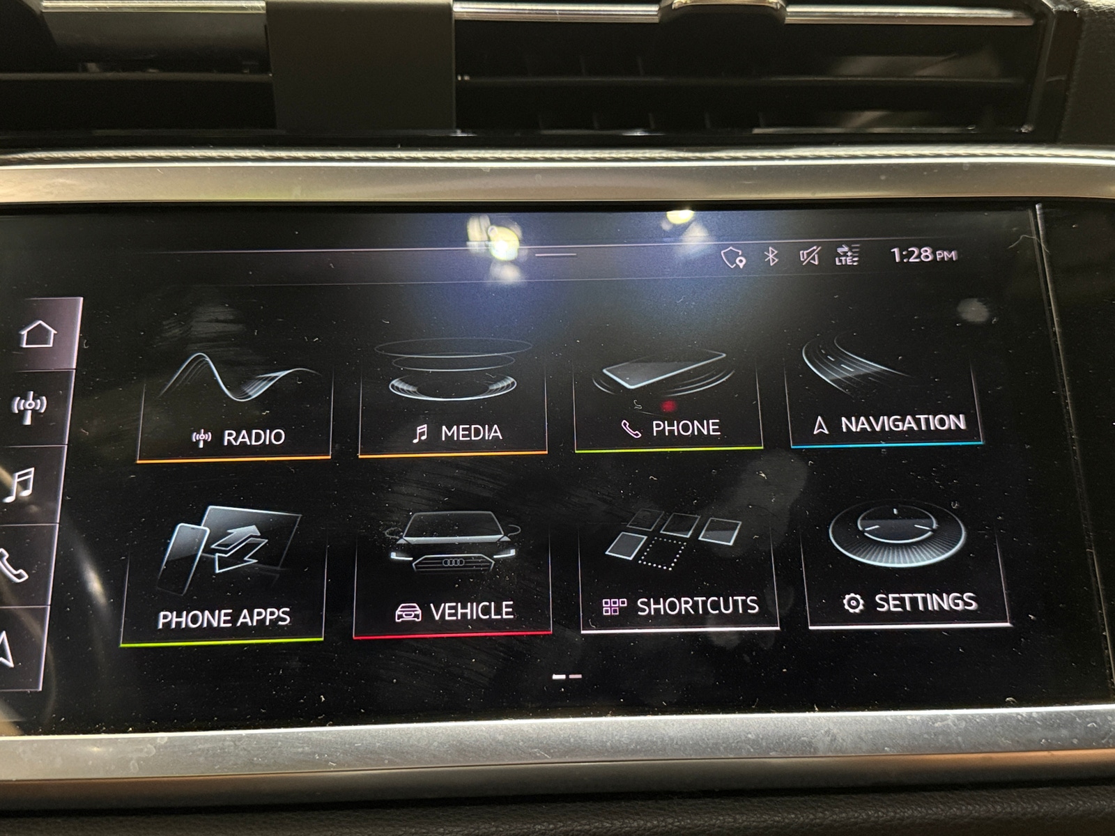 Thumbnail: 2020 Audi Q3 - 3